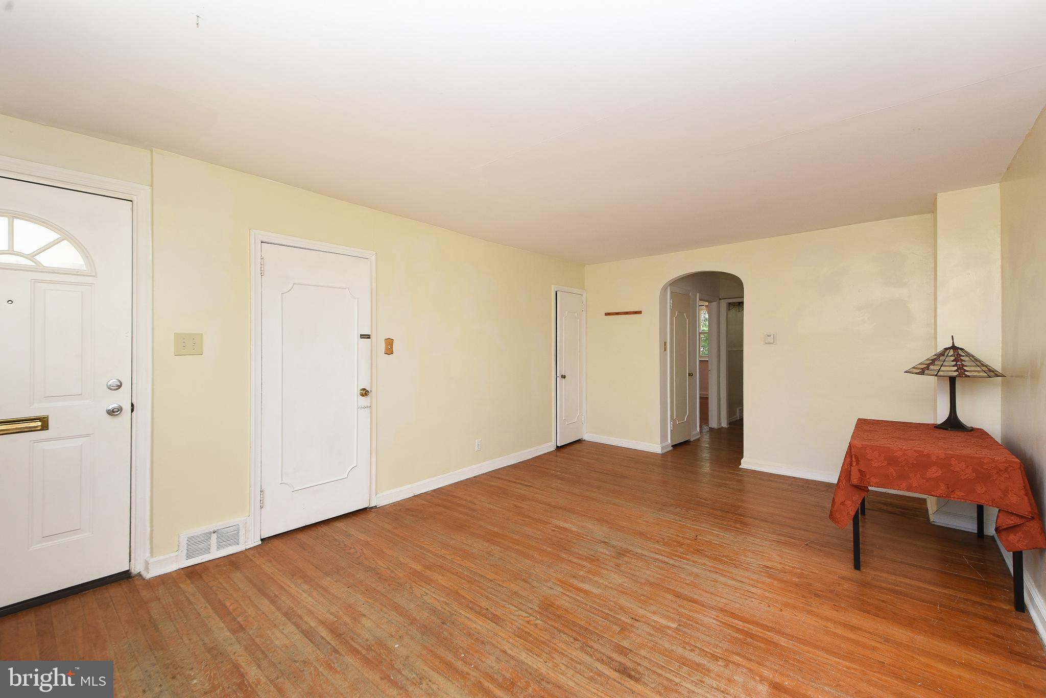 OXFORD CIRCLE - Residential Income