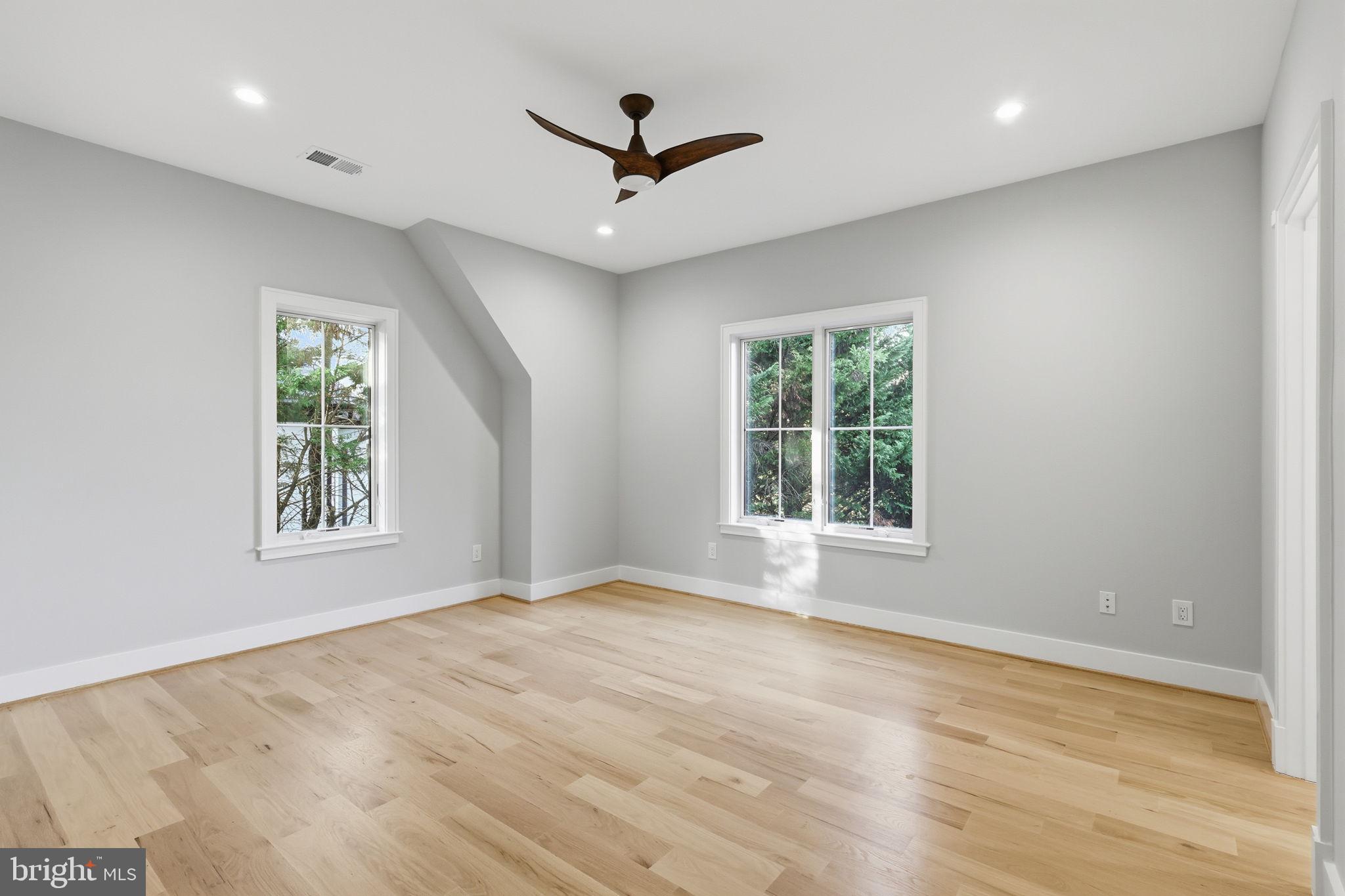 BROYHILL LANGLEY ESTATES - Residential