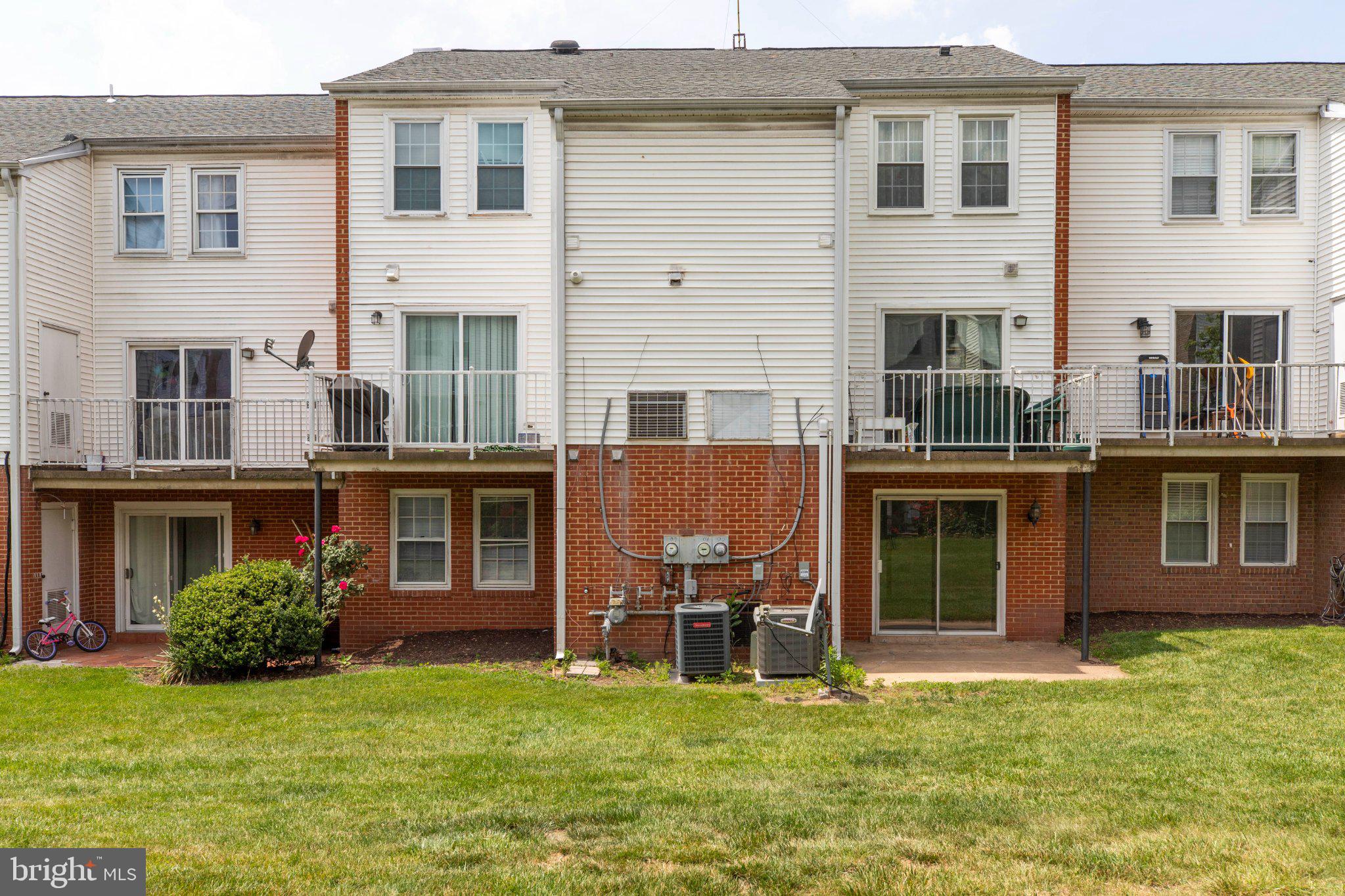 THE MEADOWS - Residential