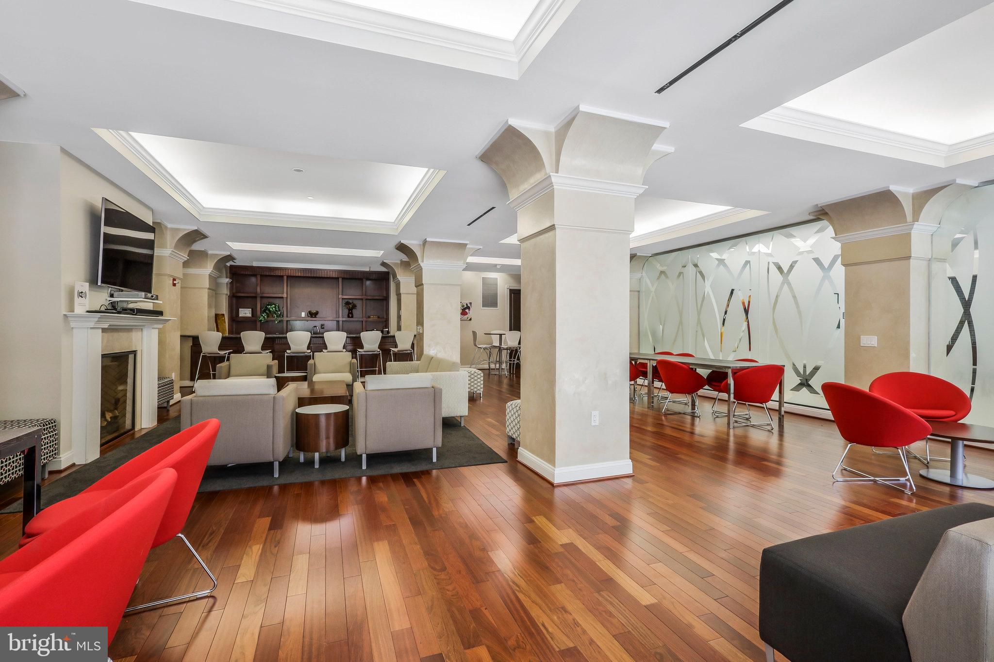 FALLS CHURCH CITY - Residential