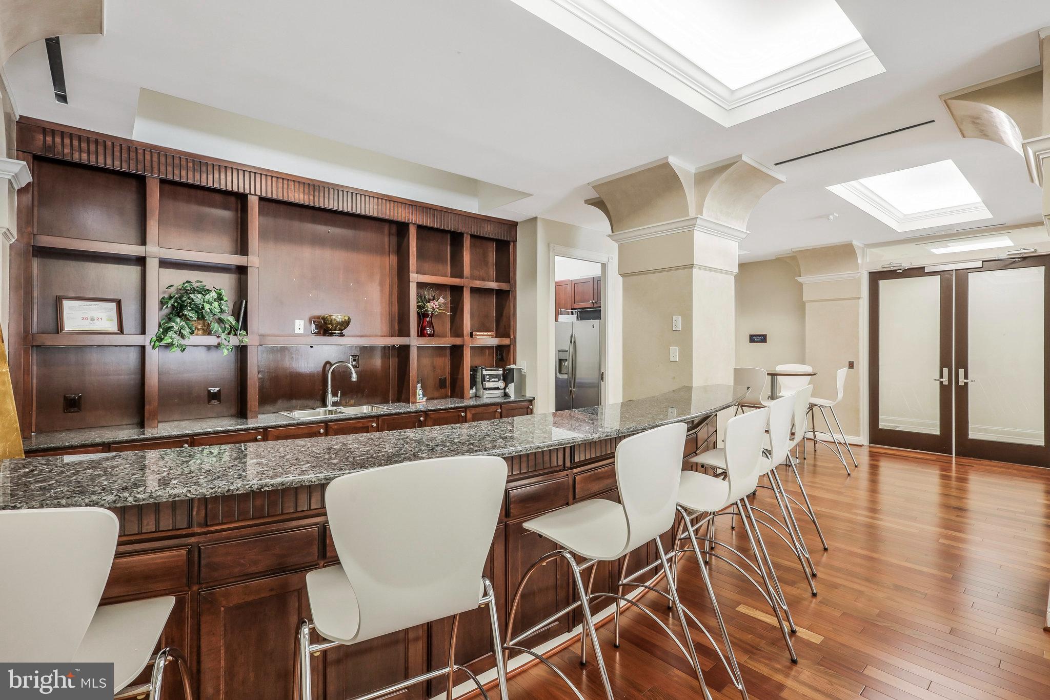 FALLS CHURCH CITY - Residential