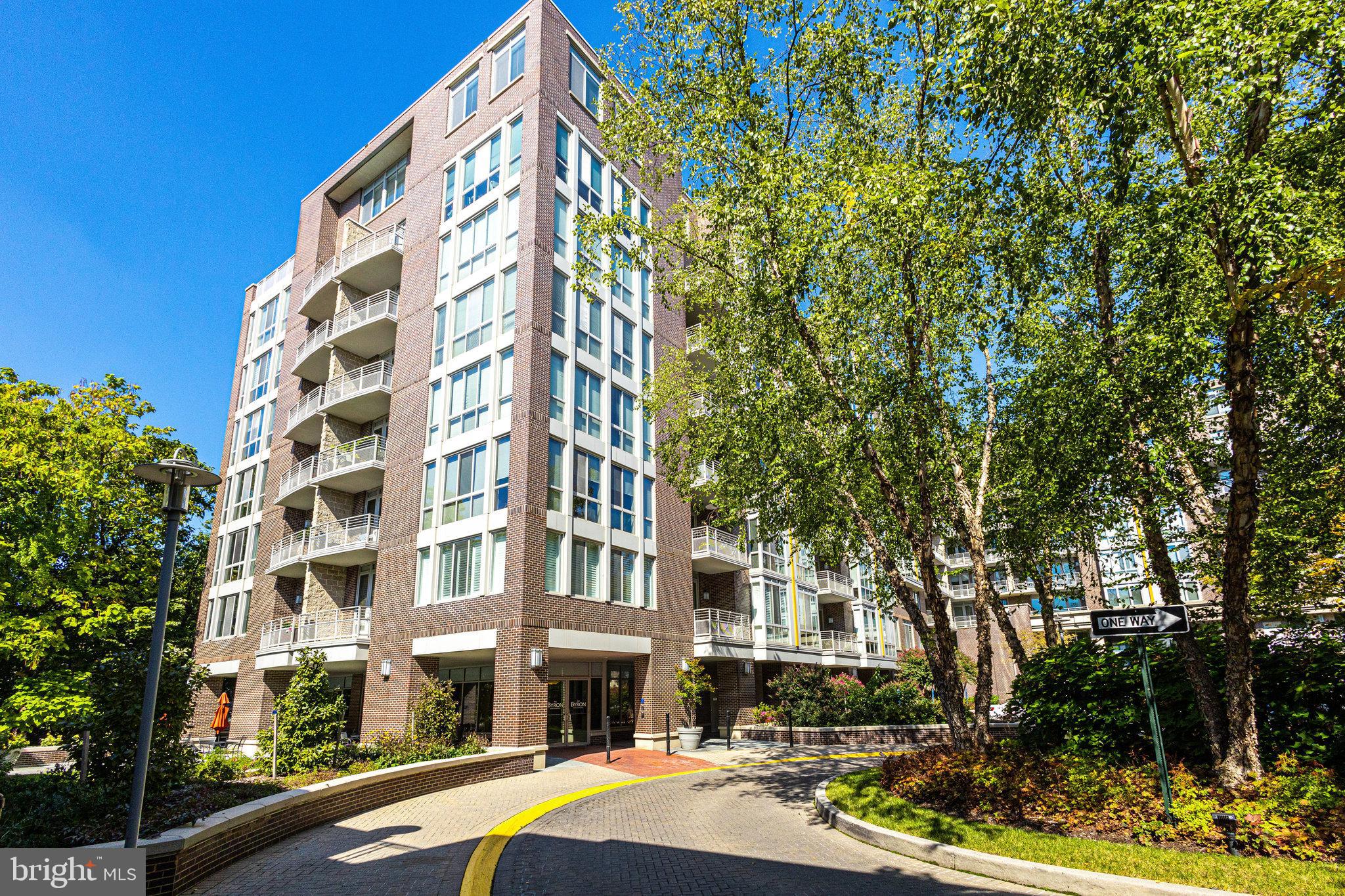 FALLS CHURCH CITY - Residential