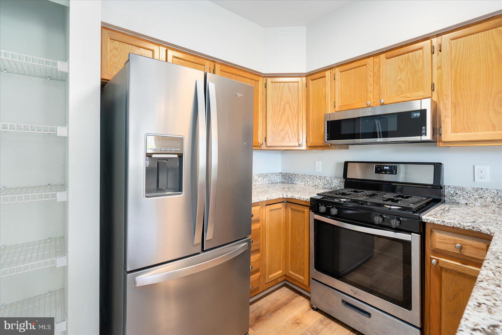 SEVEN OAKS - Residential