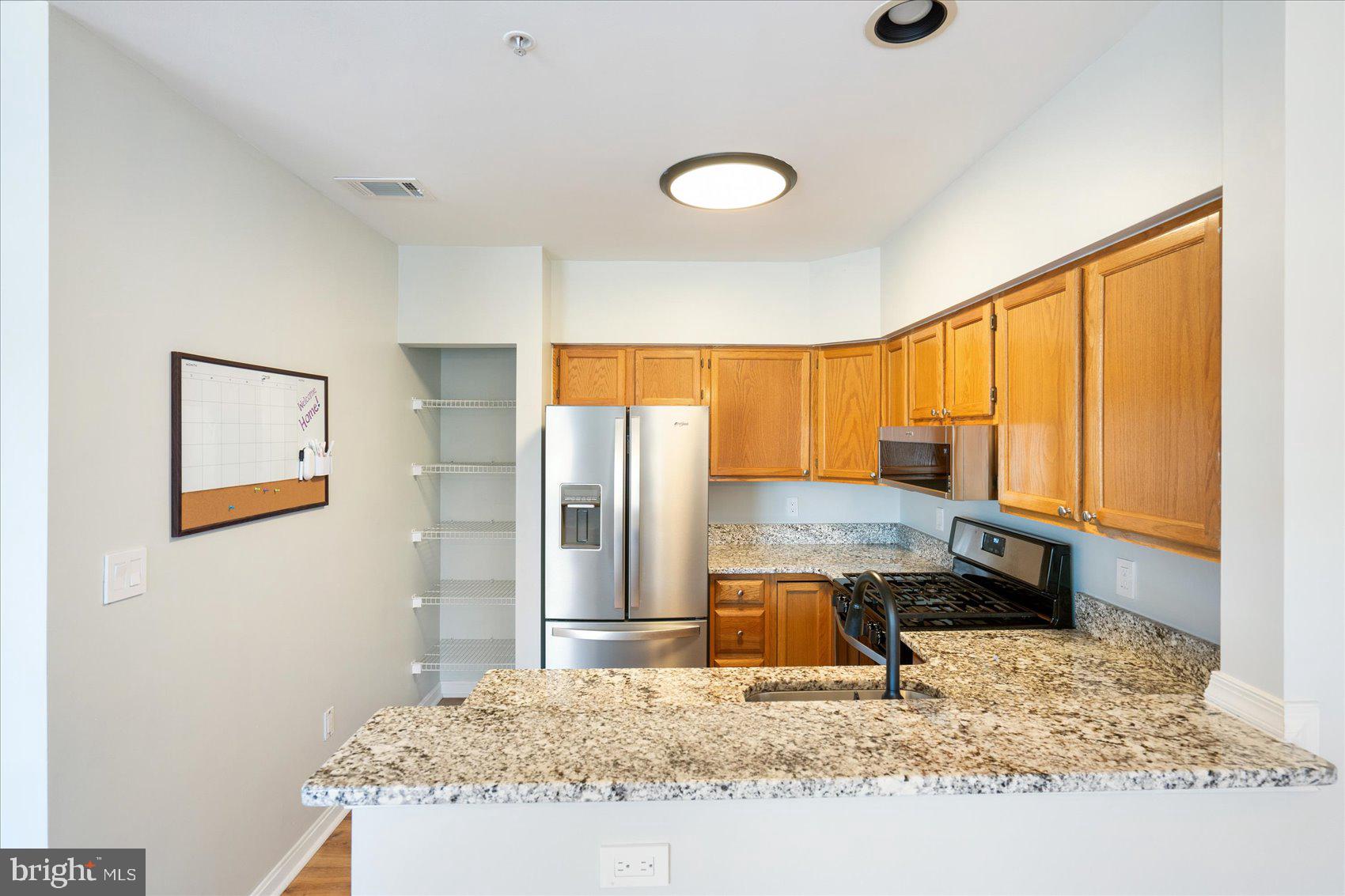 SEVEN OAKS - Residential