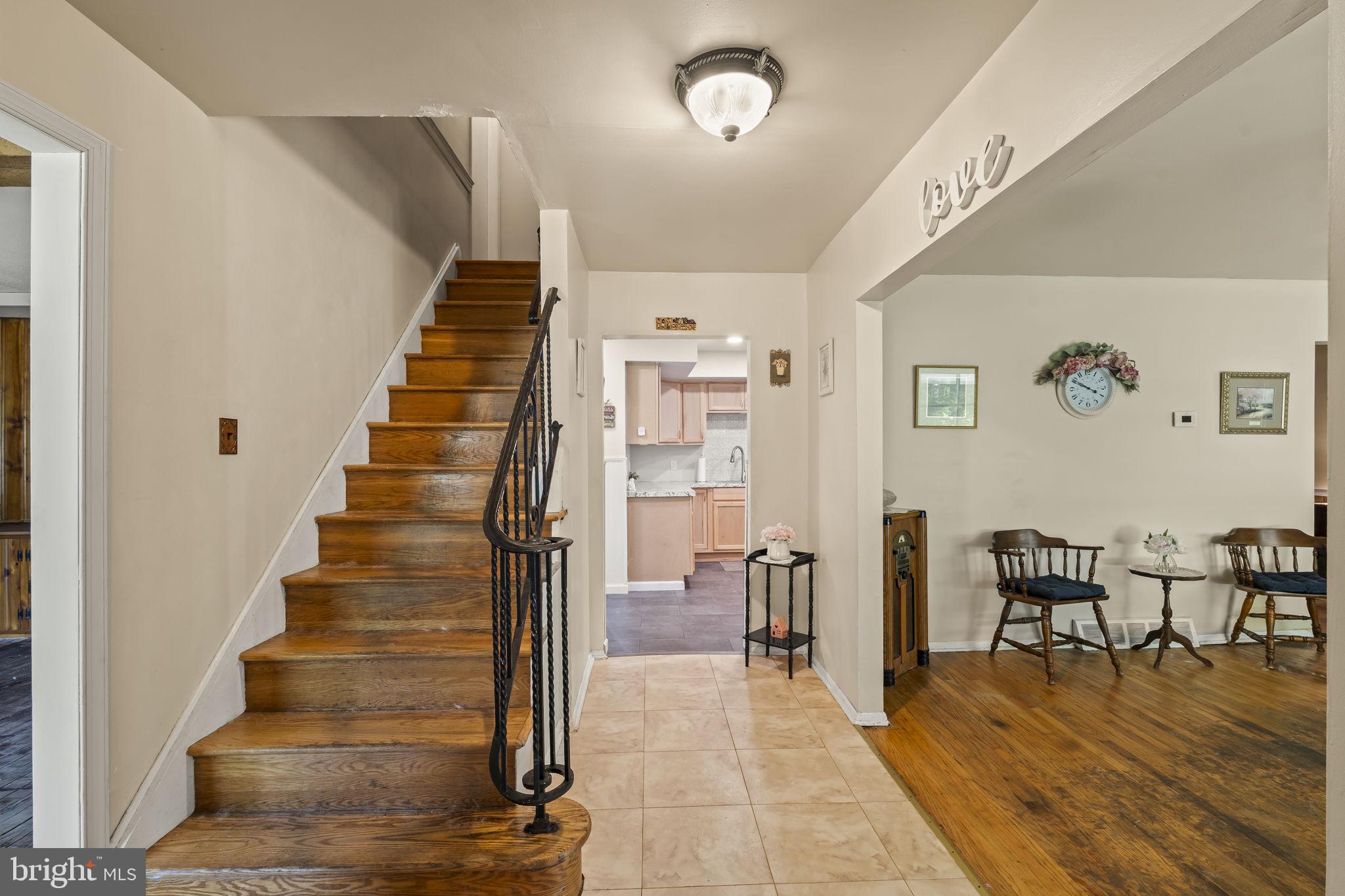 BROWNSTONE ACRES - Residential