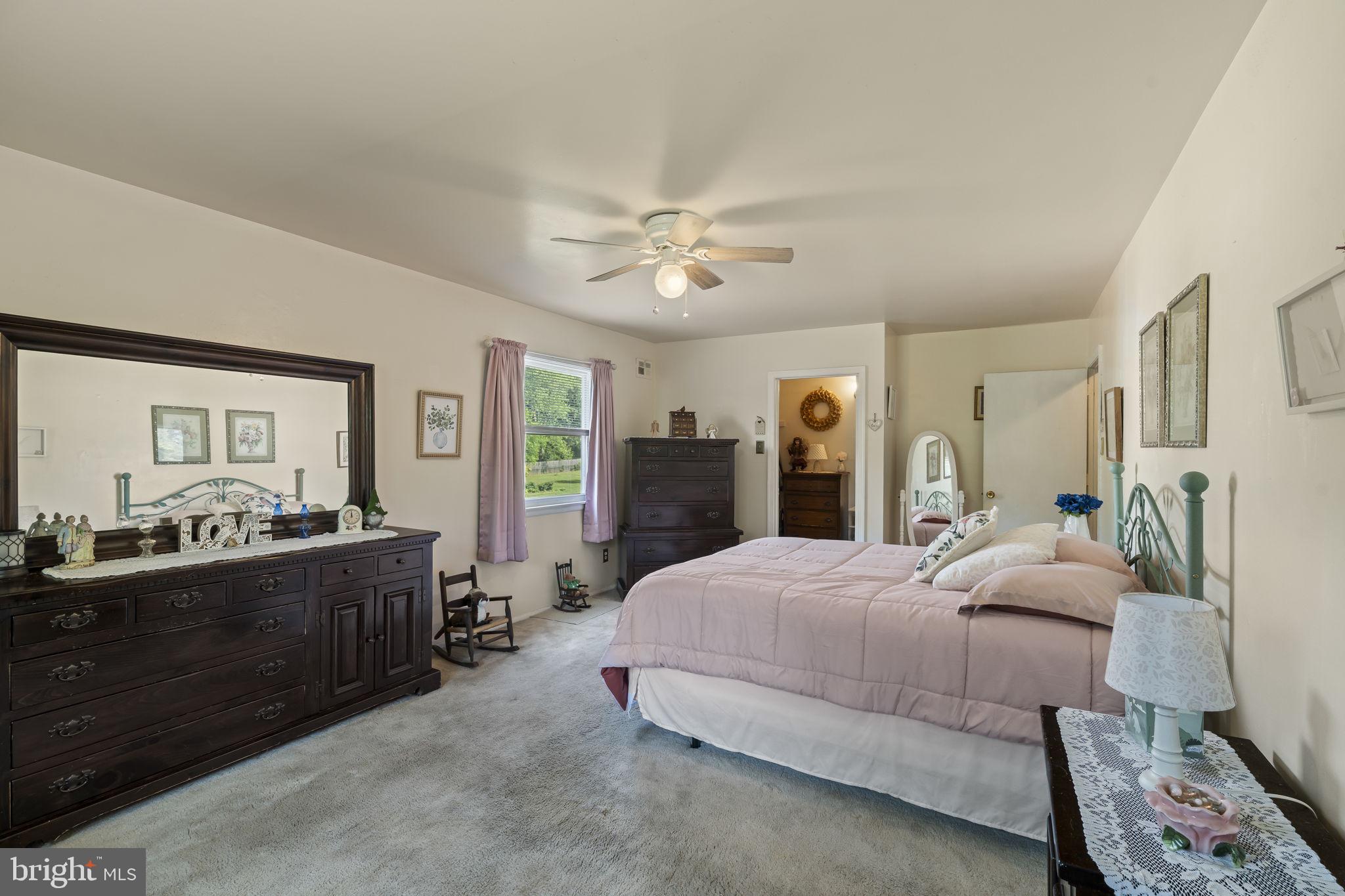 BROWNSTONE ACRES - Residential