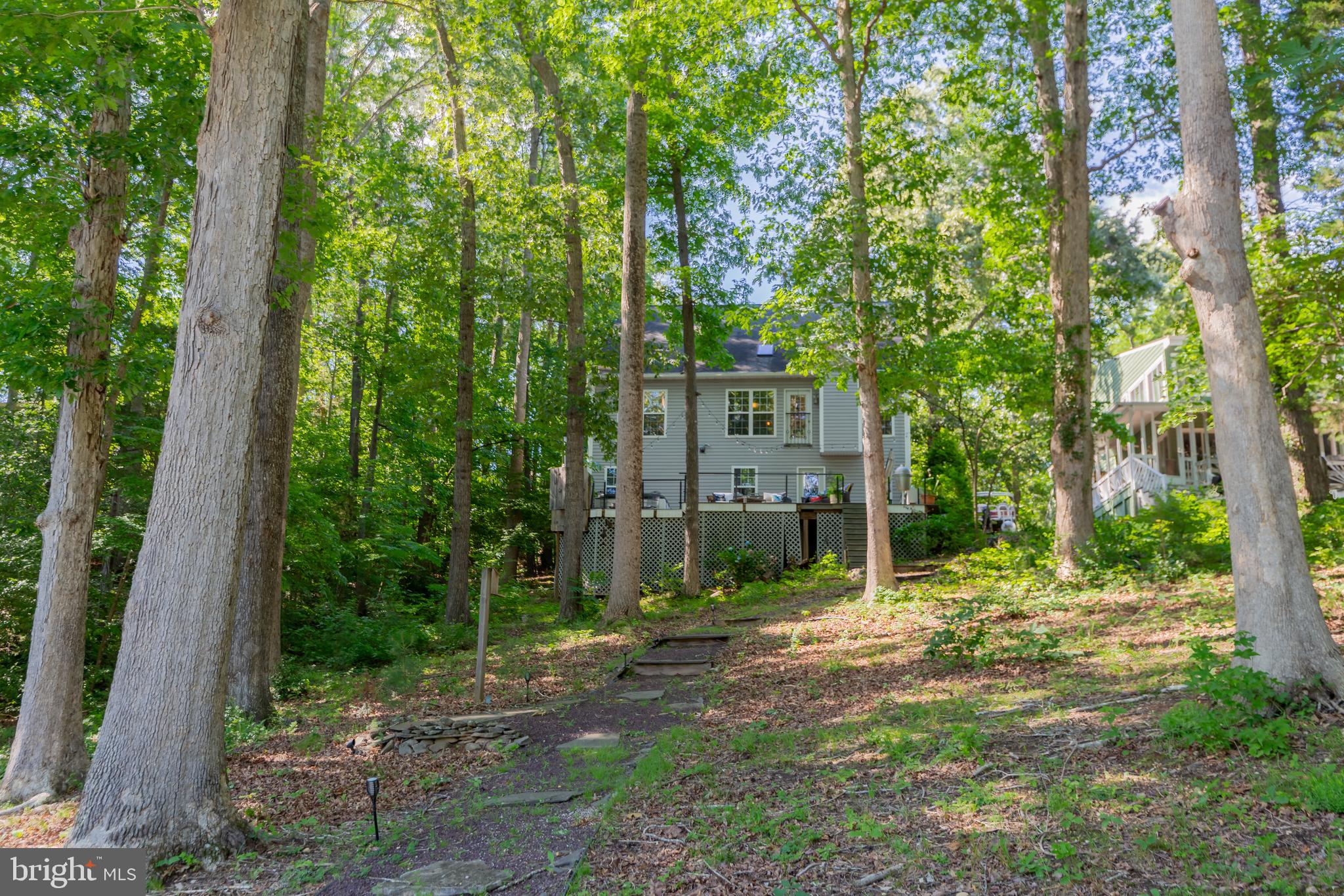 LAKE CAROLINE - Residential