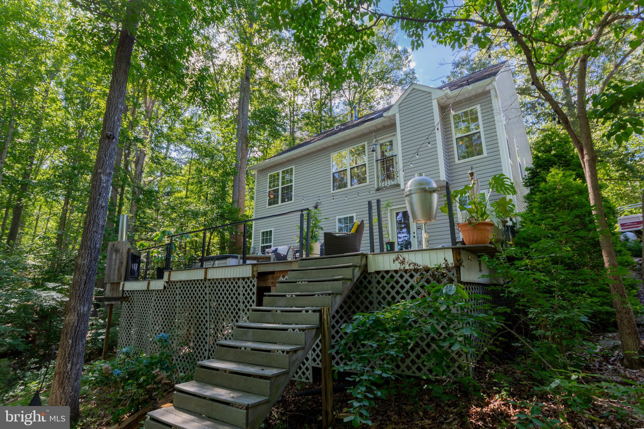 LAKE CAROLINE - Residential