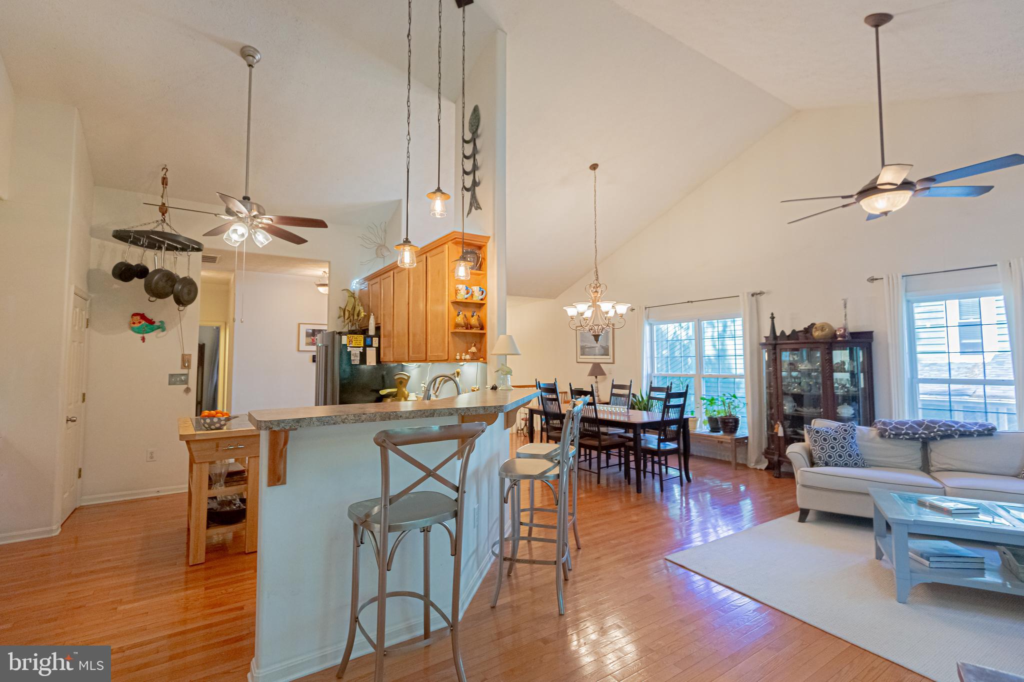 LAKE CAROLINE - Residential