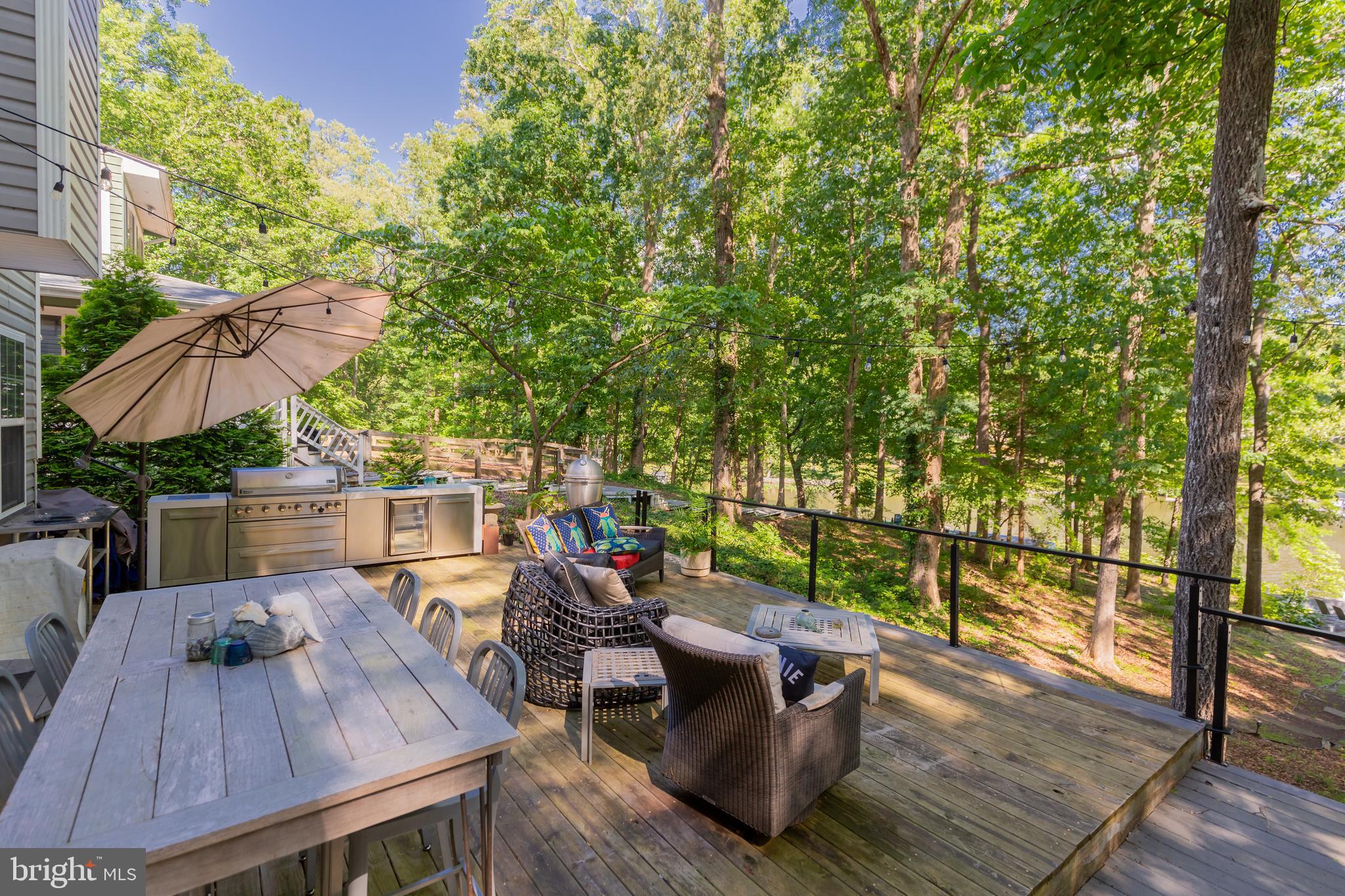LAKE CAROLINE - Residential