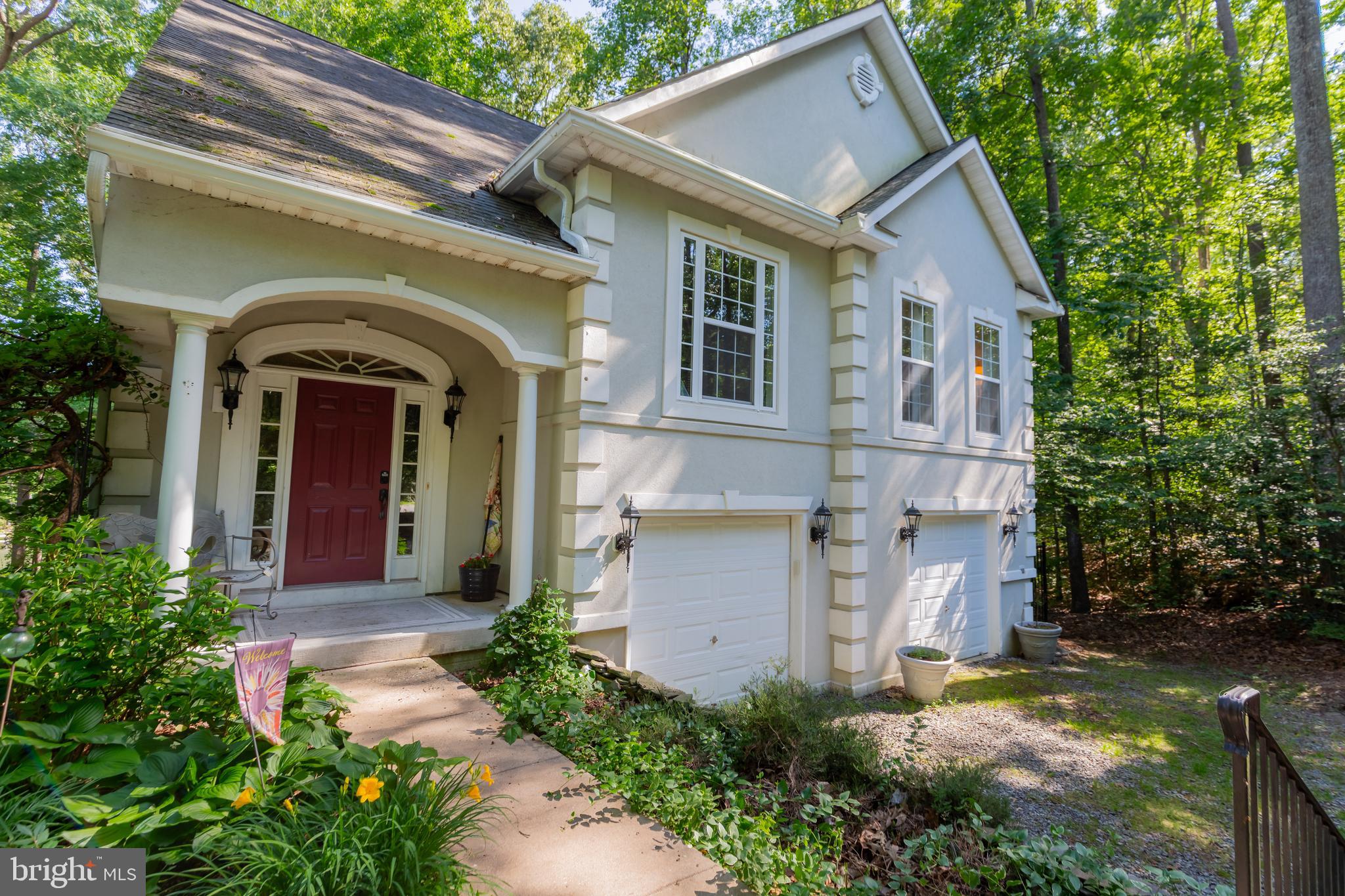 LAKE CAROLINE - Residential