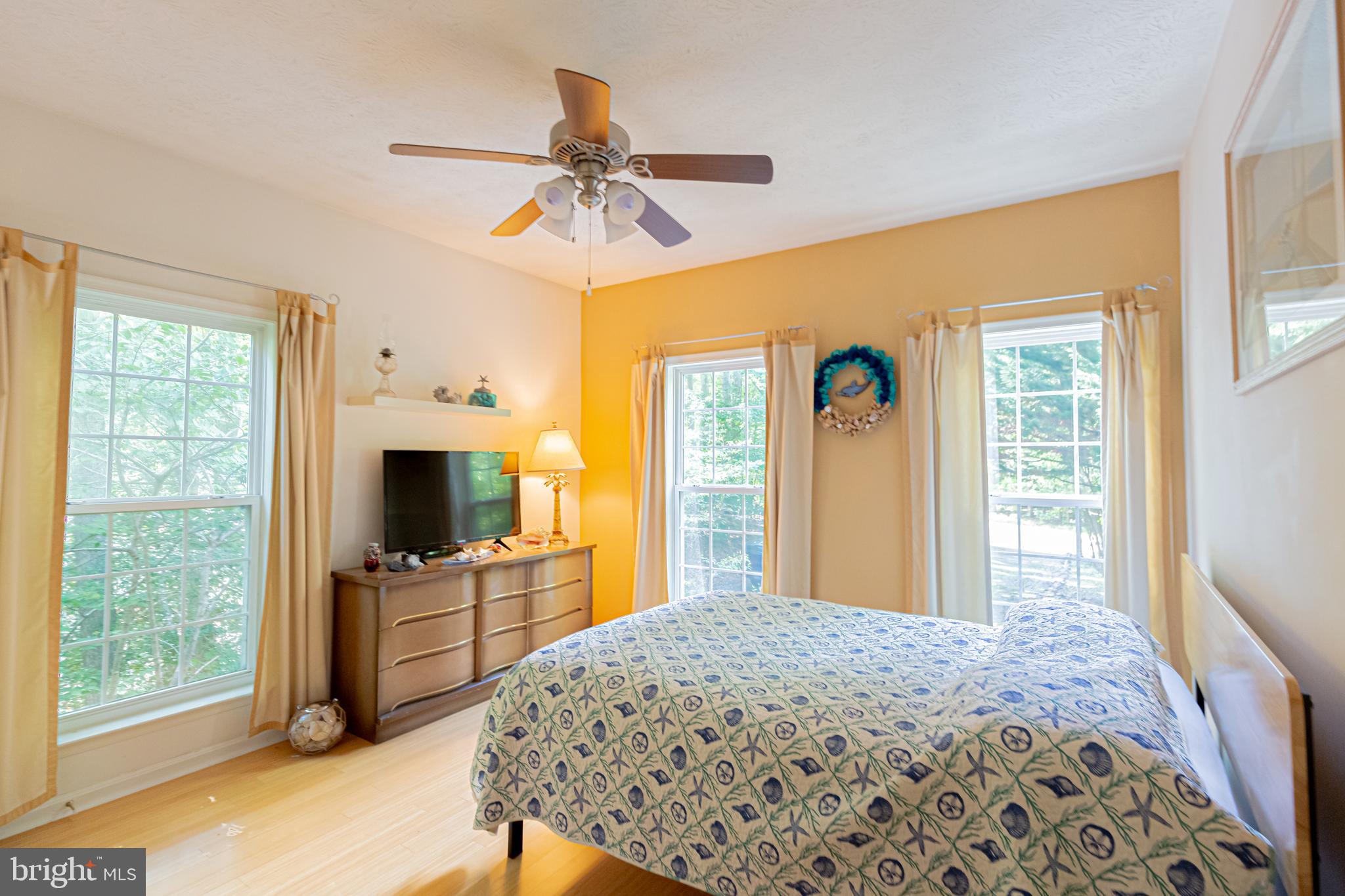 LAKE CAROLINE - Residential