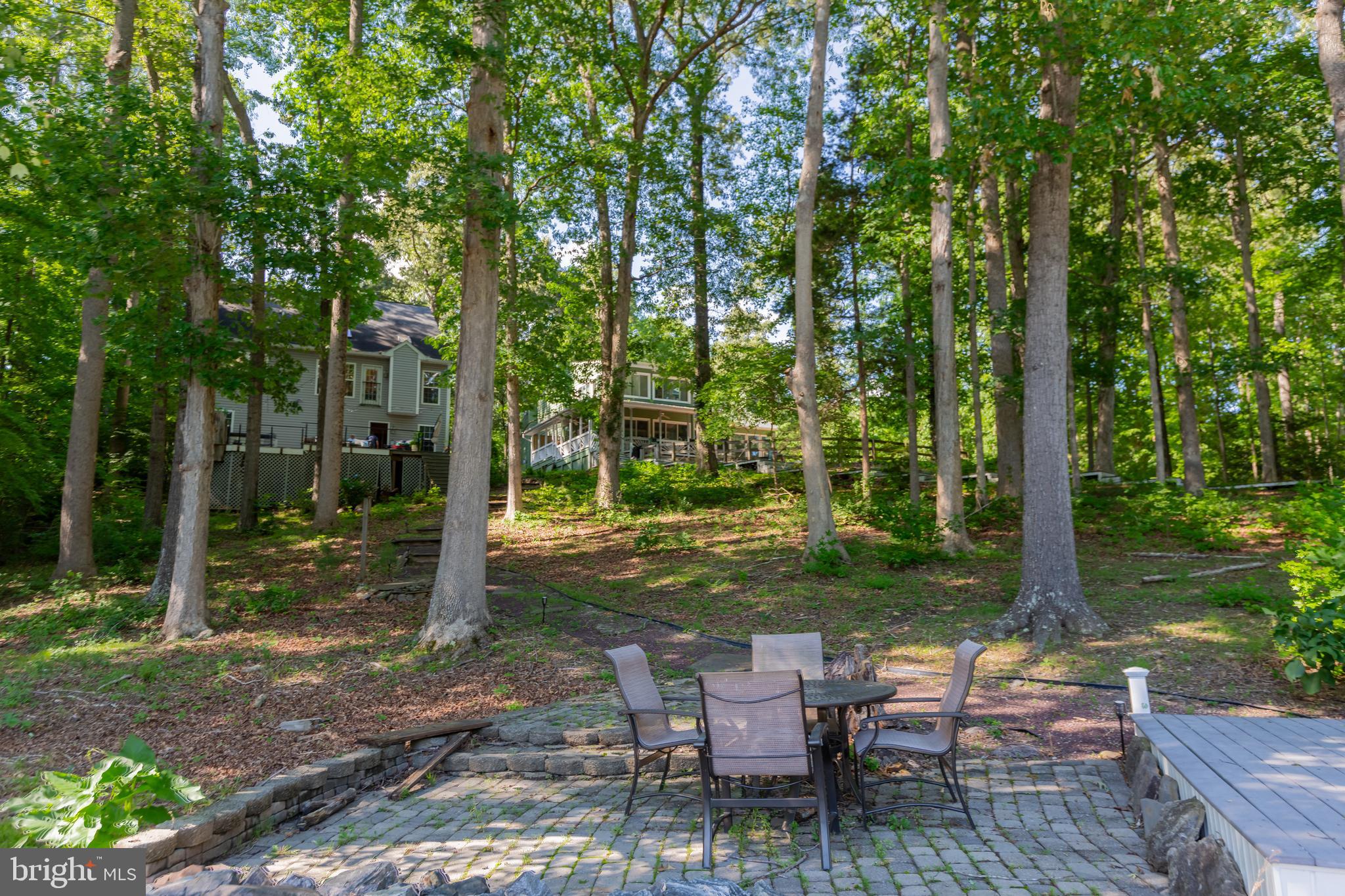 LAKE CAROLINE - Residential