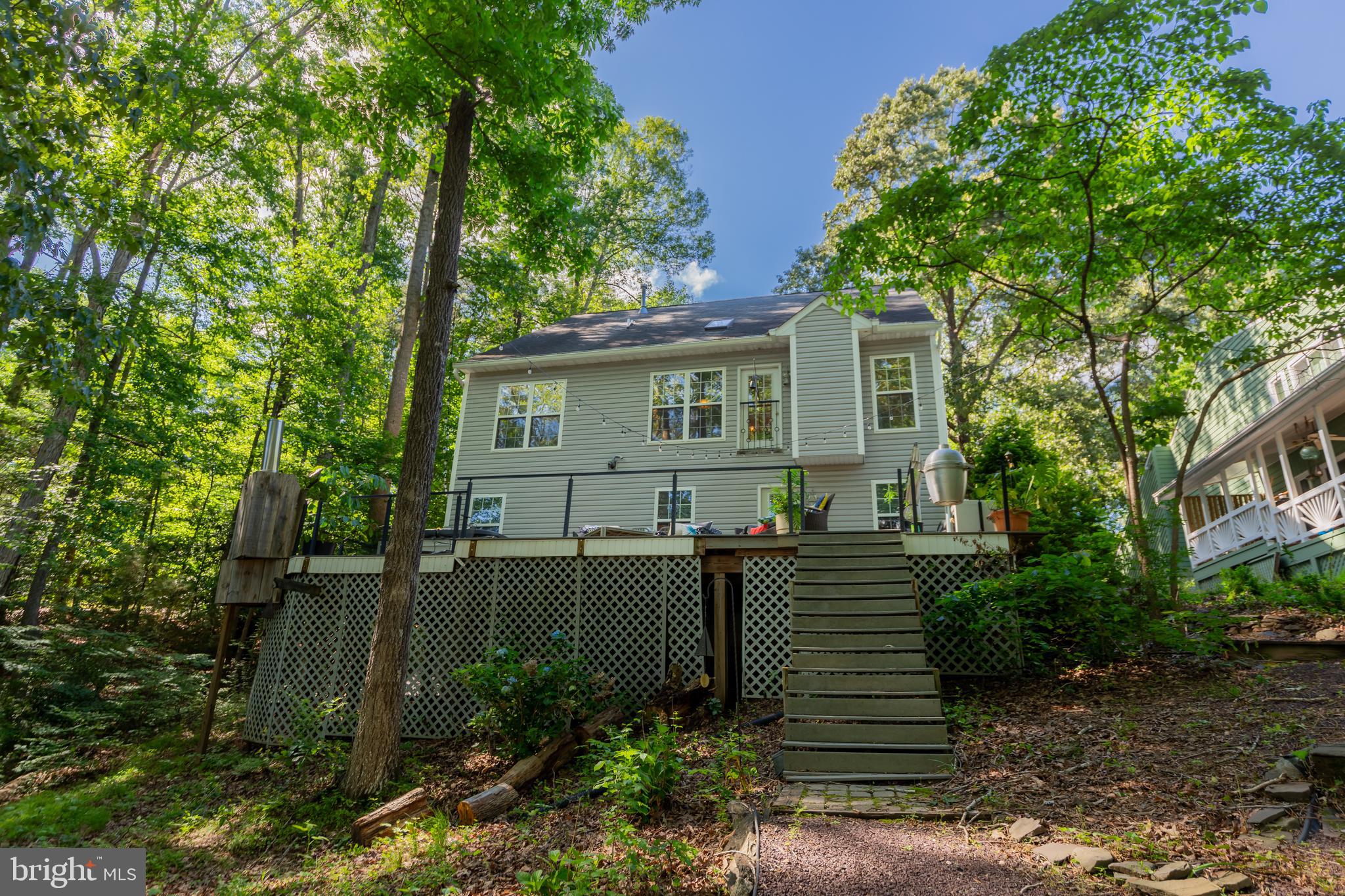 LAKE CAROLINE - Residential
