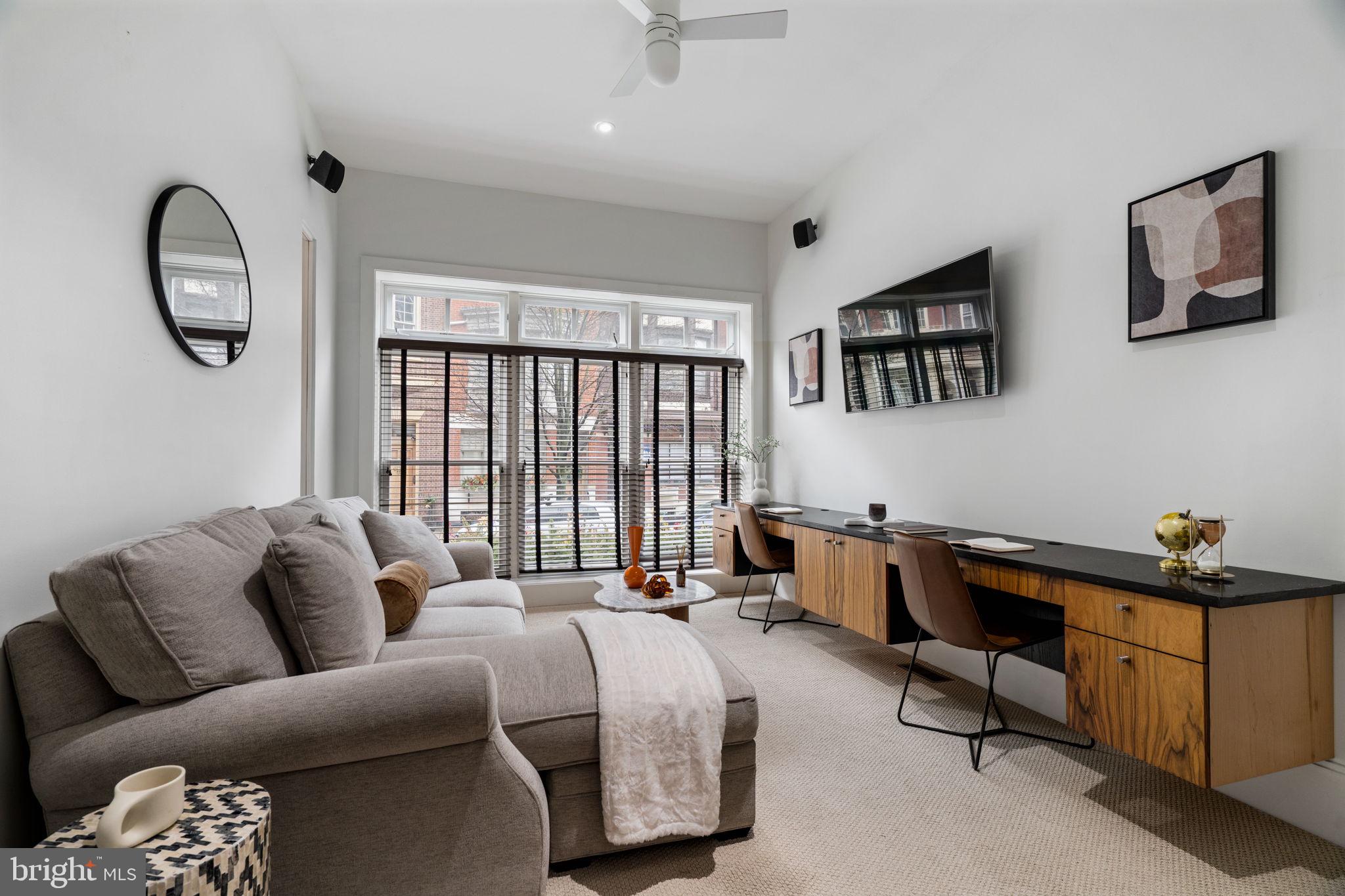 RITTENHOUSE SQUARE - Residential