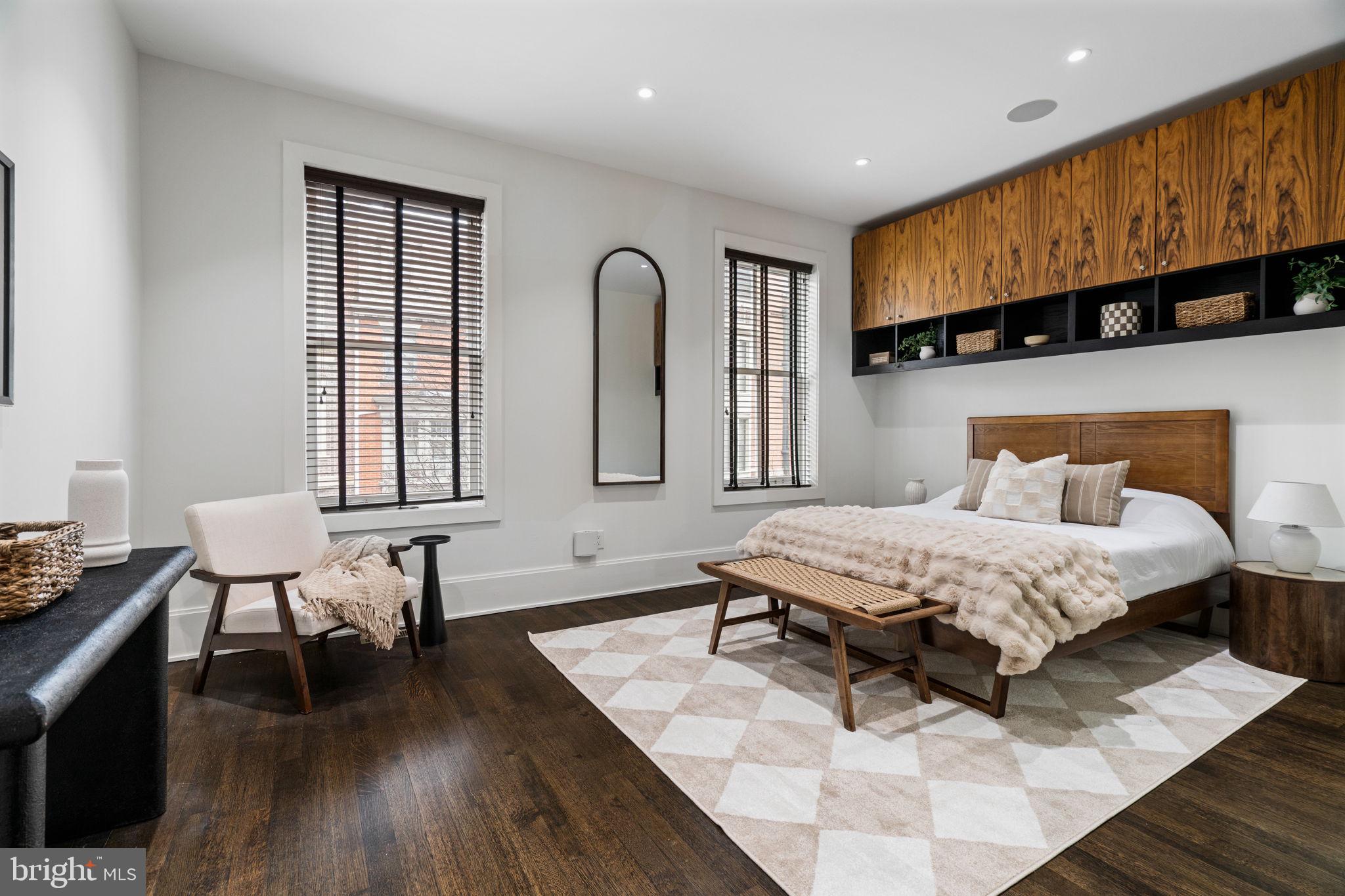 RITTENHOUSE SQUARE - Residential