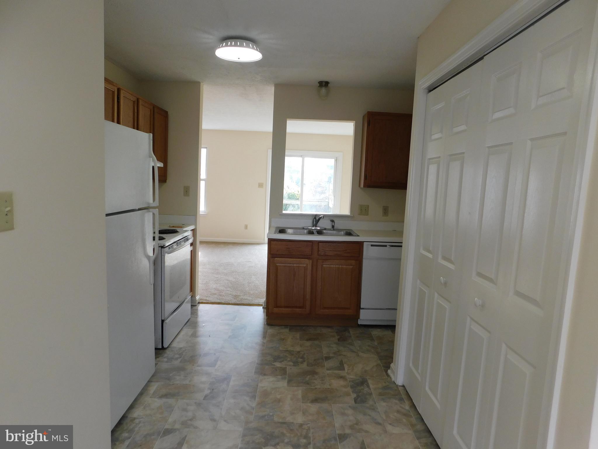 VILLAGE AT SHERANDO - Residential Lease