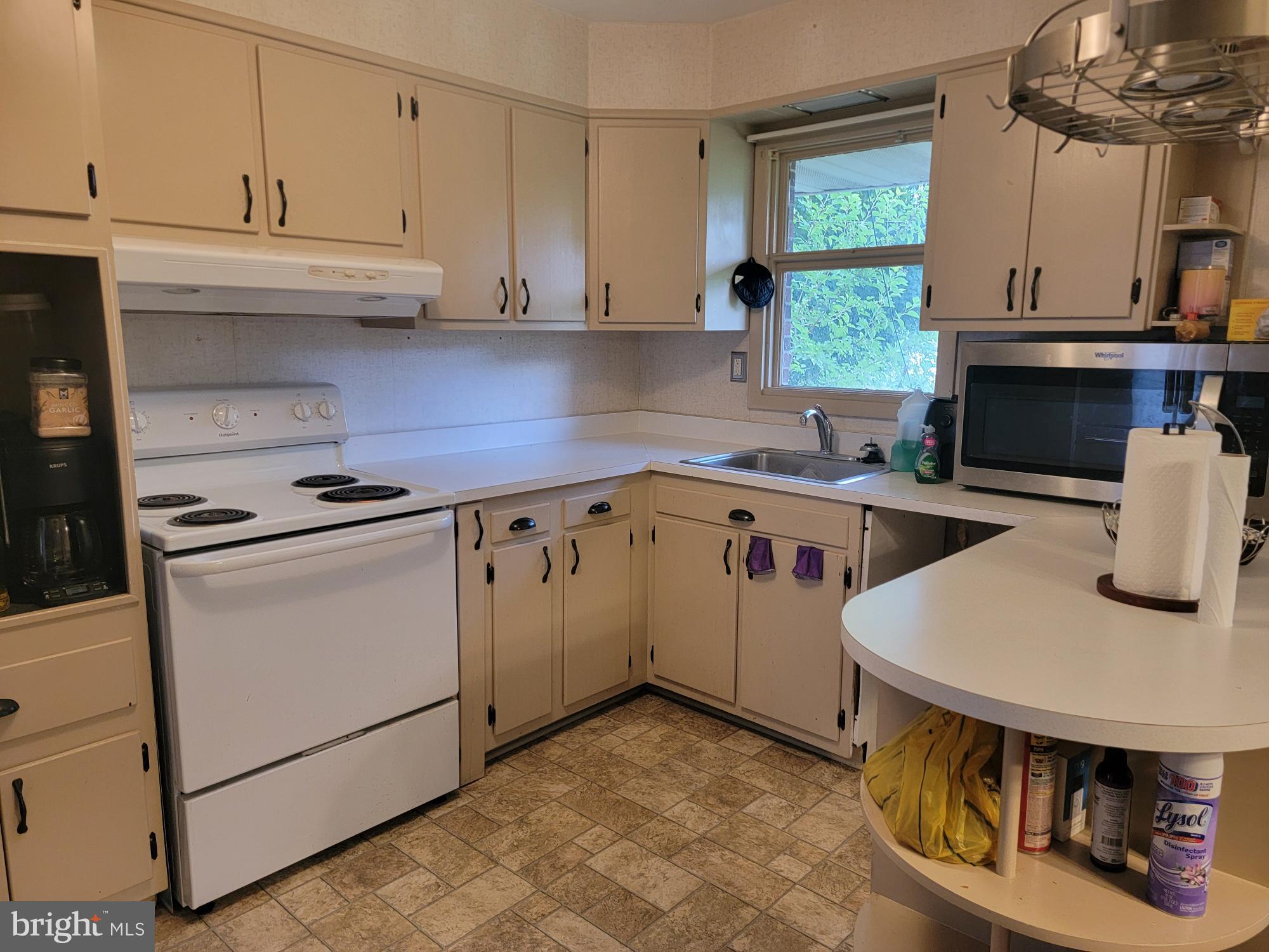 WINDSOR PARK - Residential