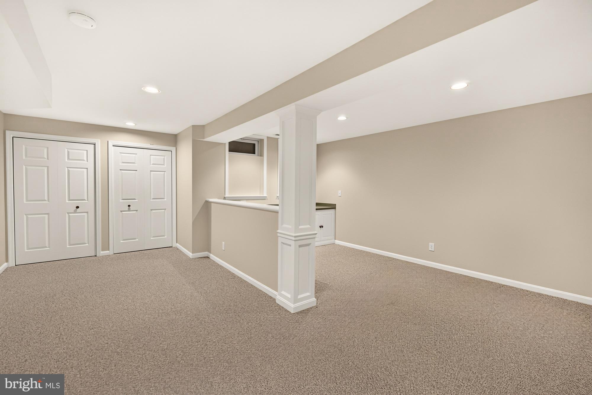 HUNTERS RUN - Residential
