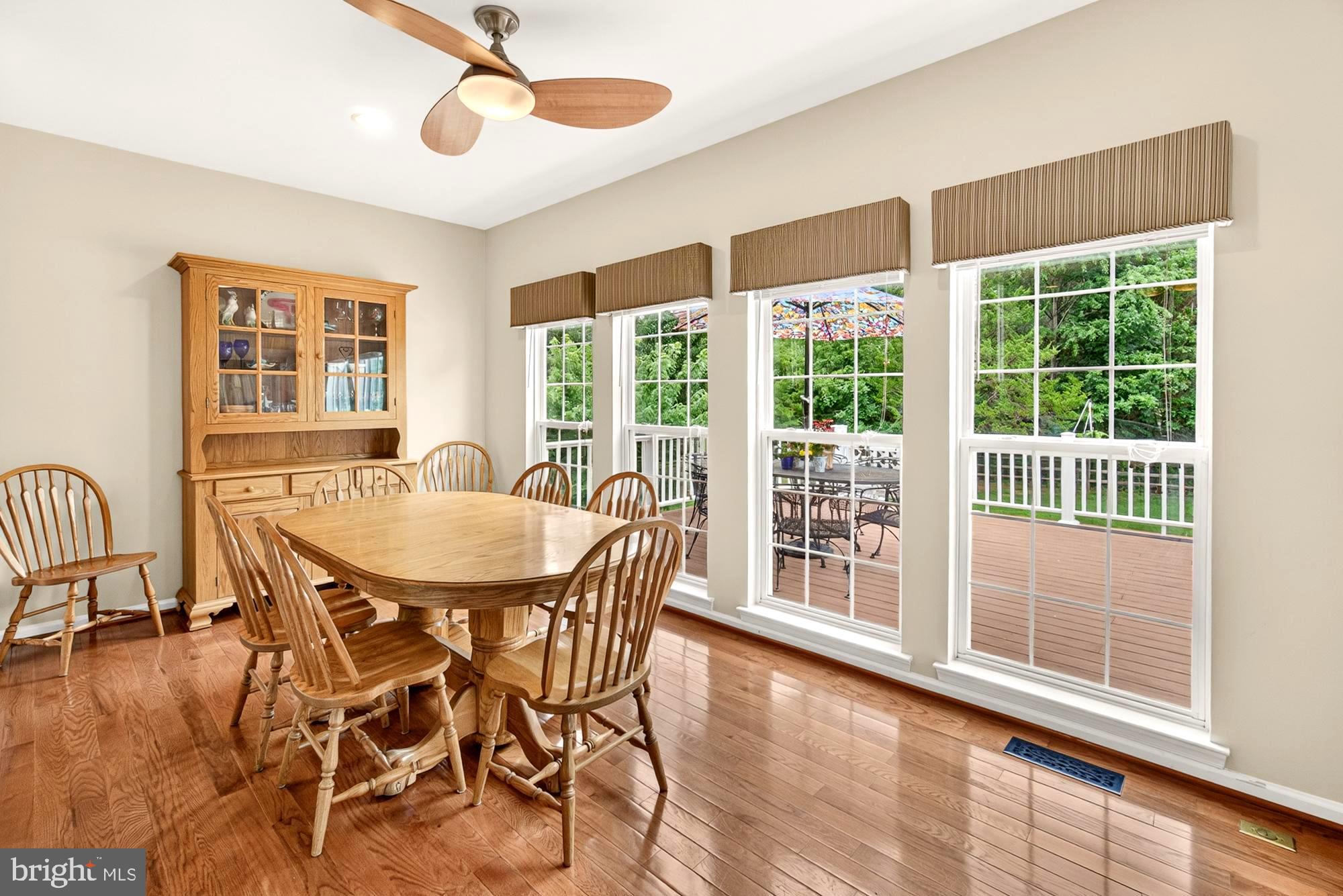 HUNTERS RUN - Residential