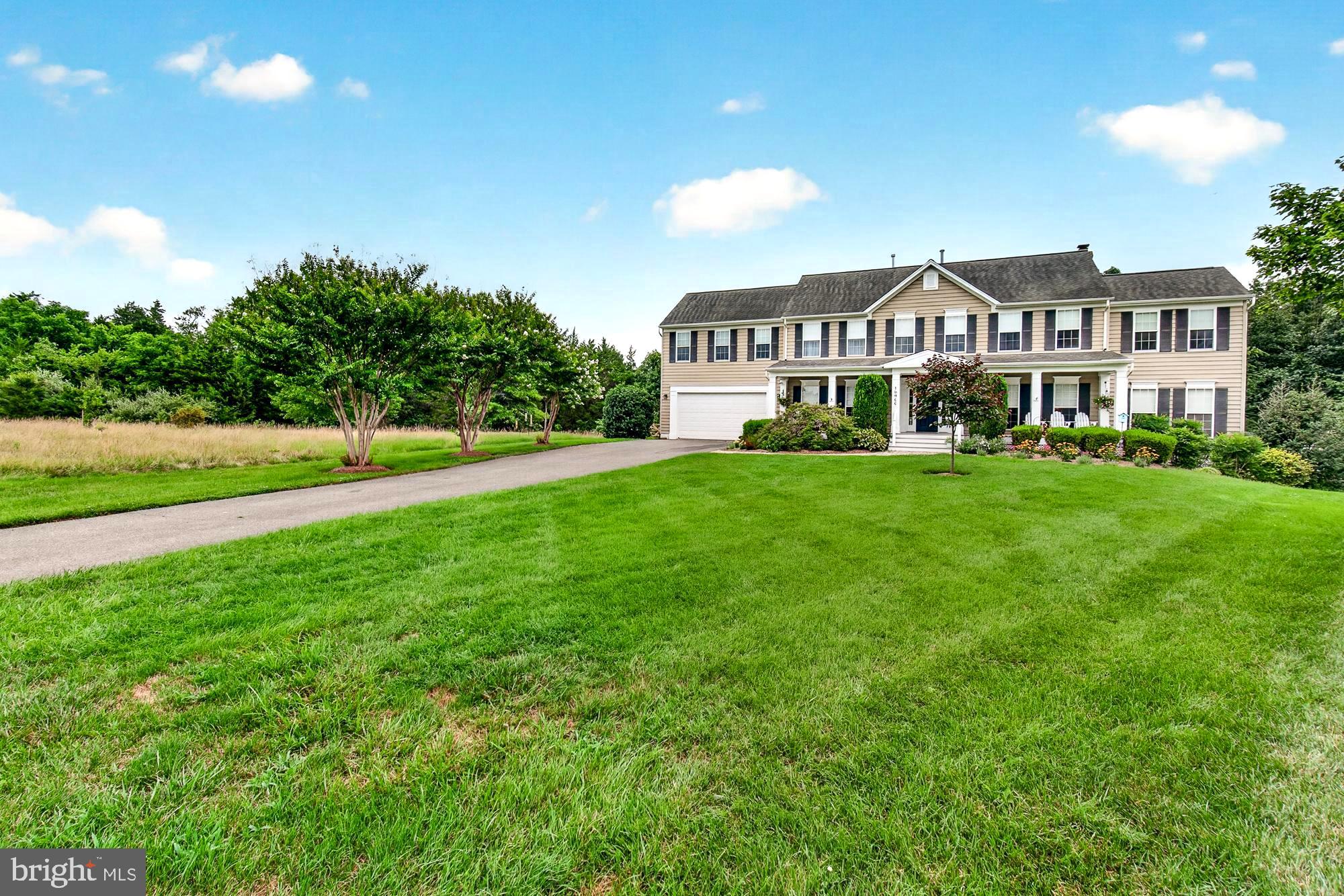 HUNTERS RUN - Residential