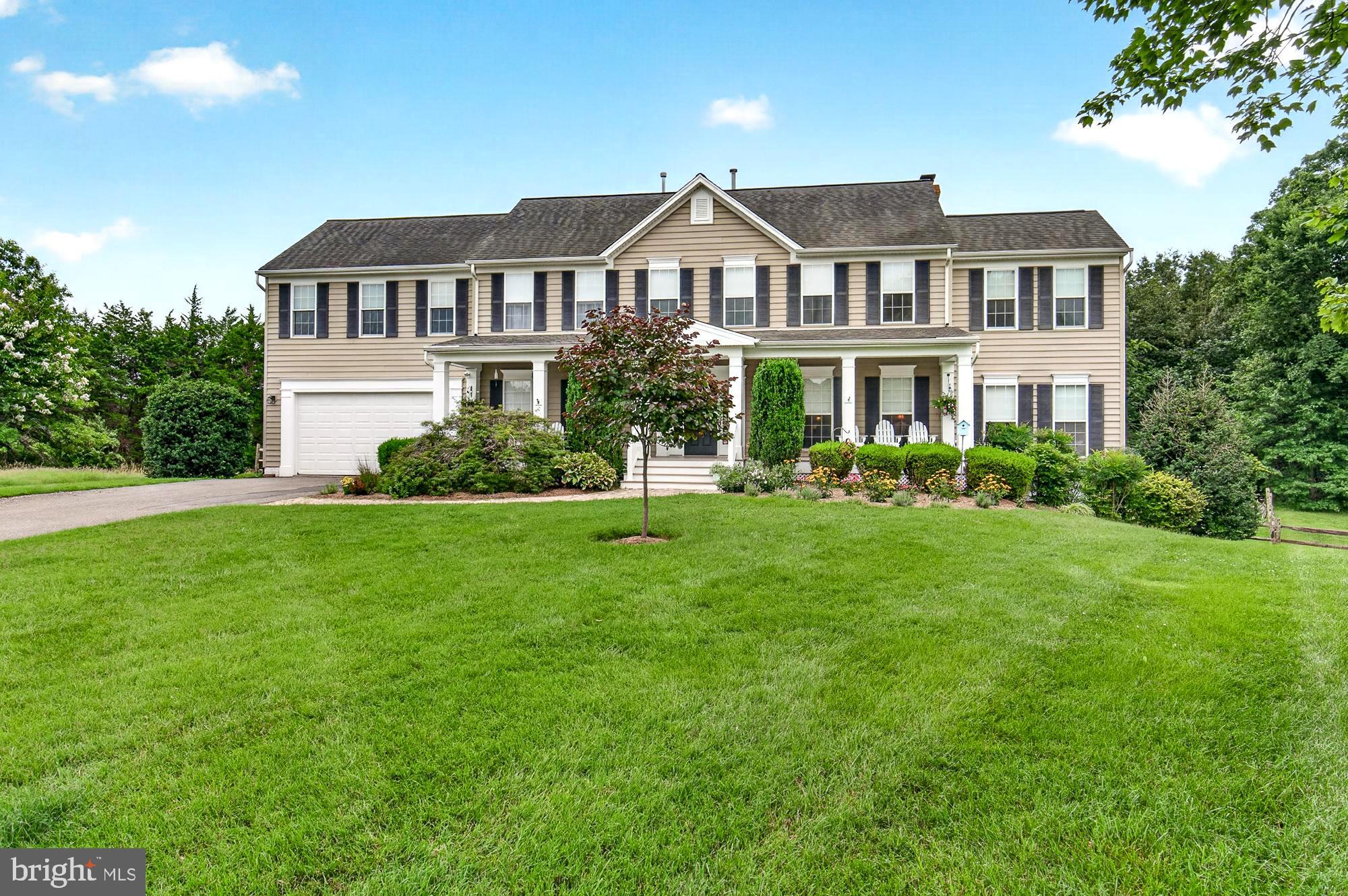 HUNTERS RUN - Residential