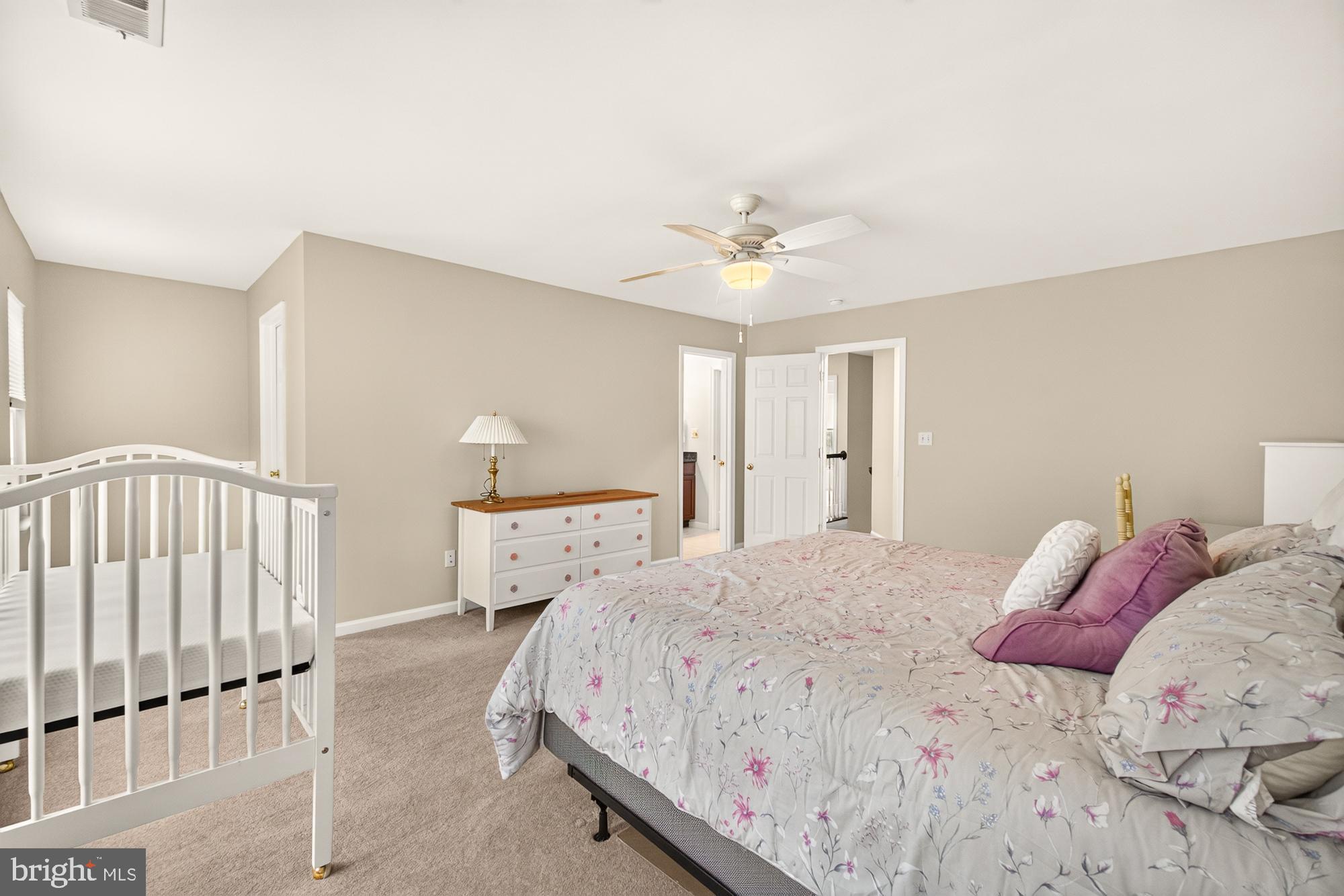 HUNTERS RUN - Residential