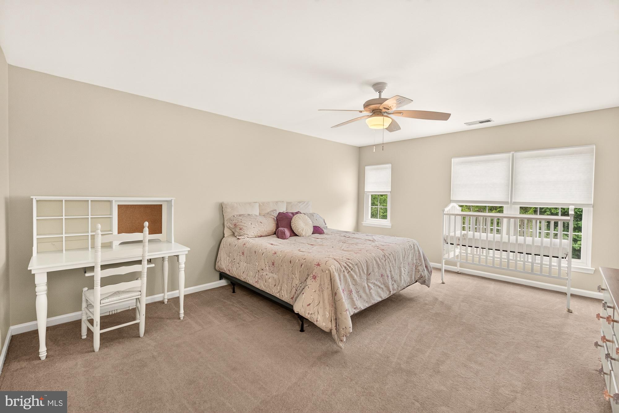 HUNTERS RUN - Residential