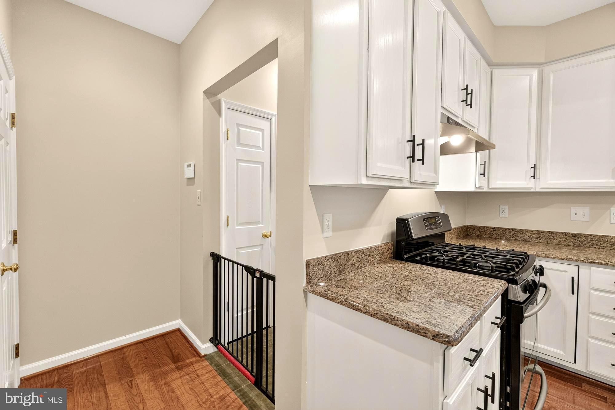 HUNTERS RUN - Residential