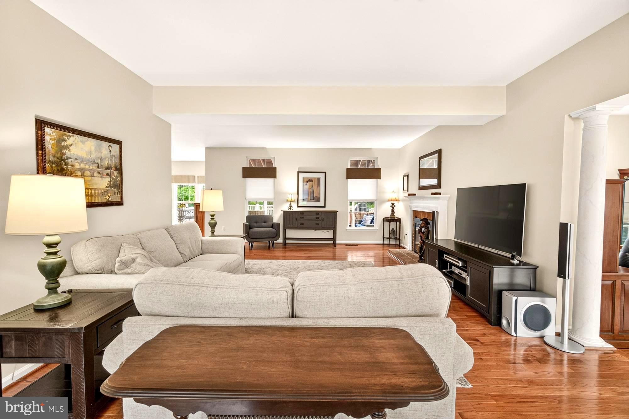 HUNTERS RUN - Residential