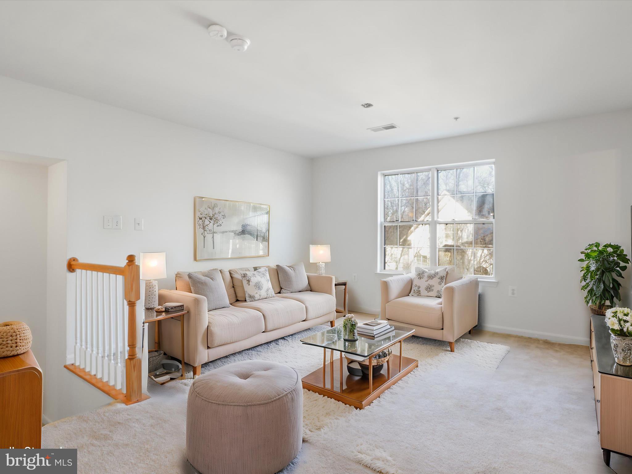 WOODLAND LAKE CONDO - Residential
