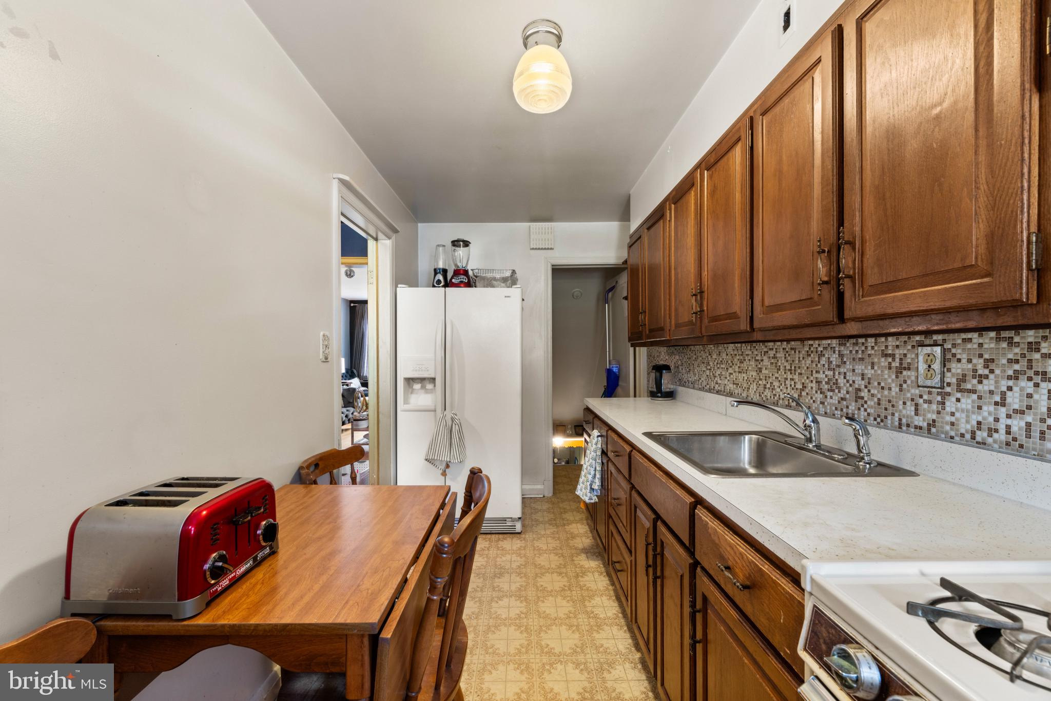 YALE HEIGHTS - Residential