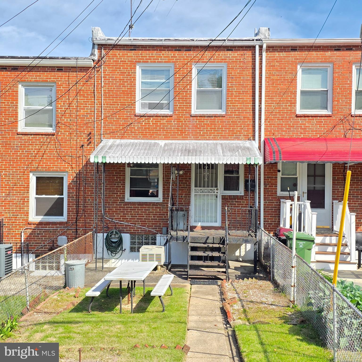 YALE HEIGHTS - Residential
