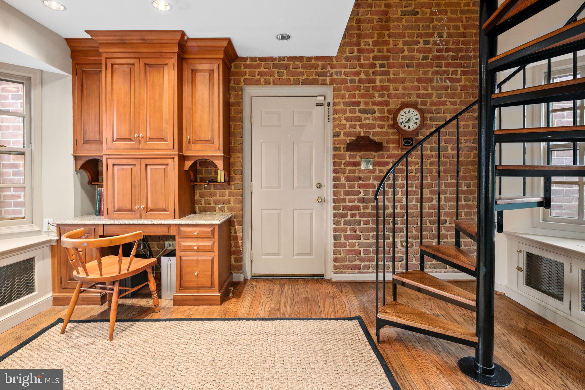 MT VERNON ON THE POTOMAC - Residential