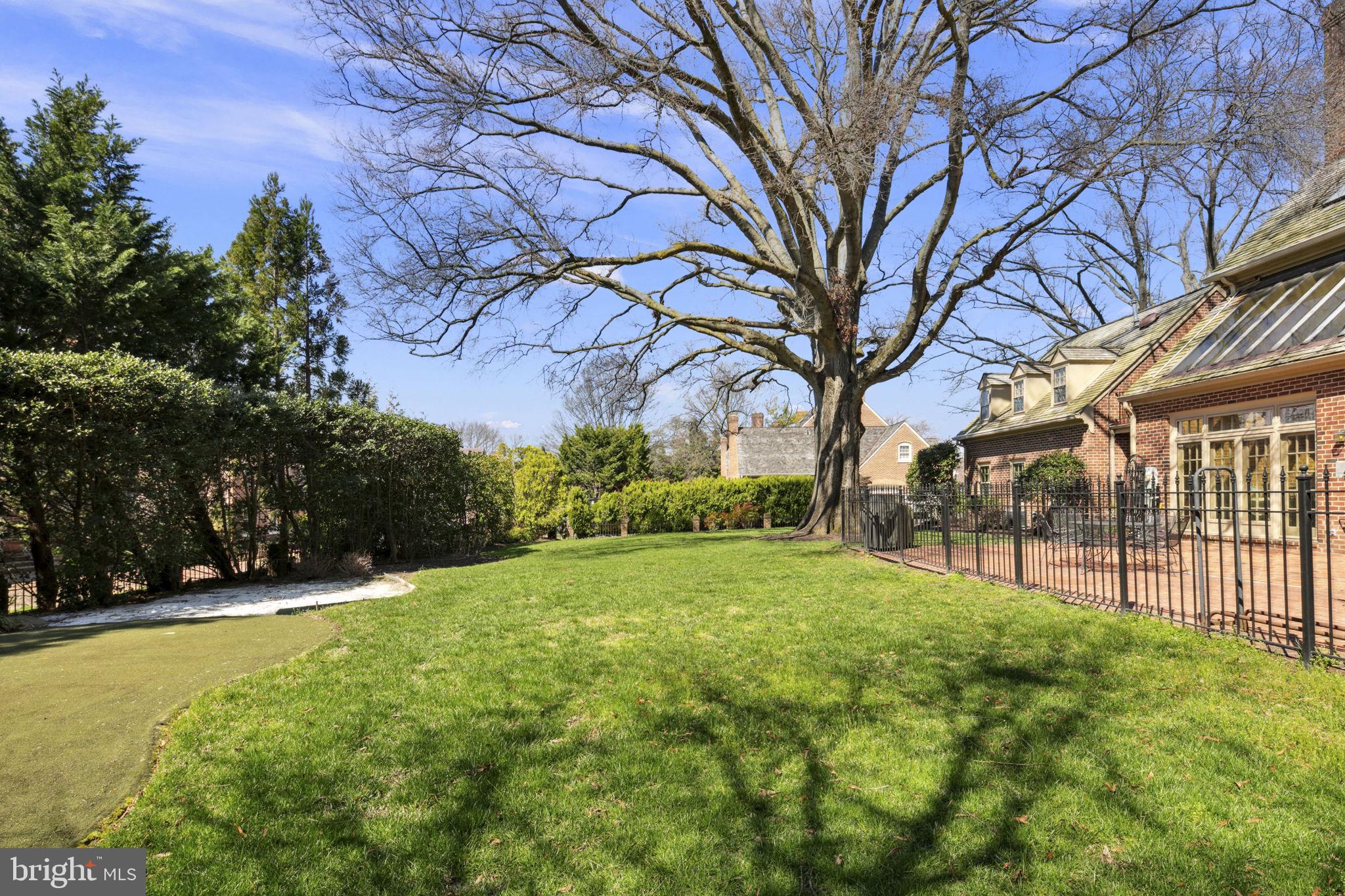MT VERNON ON THE POTOMAC - Residential