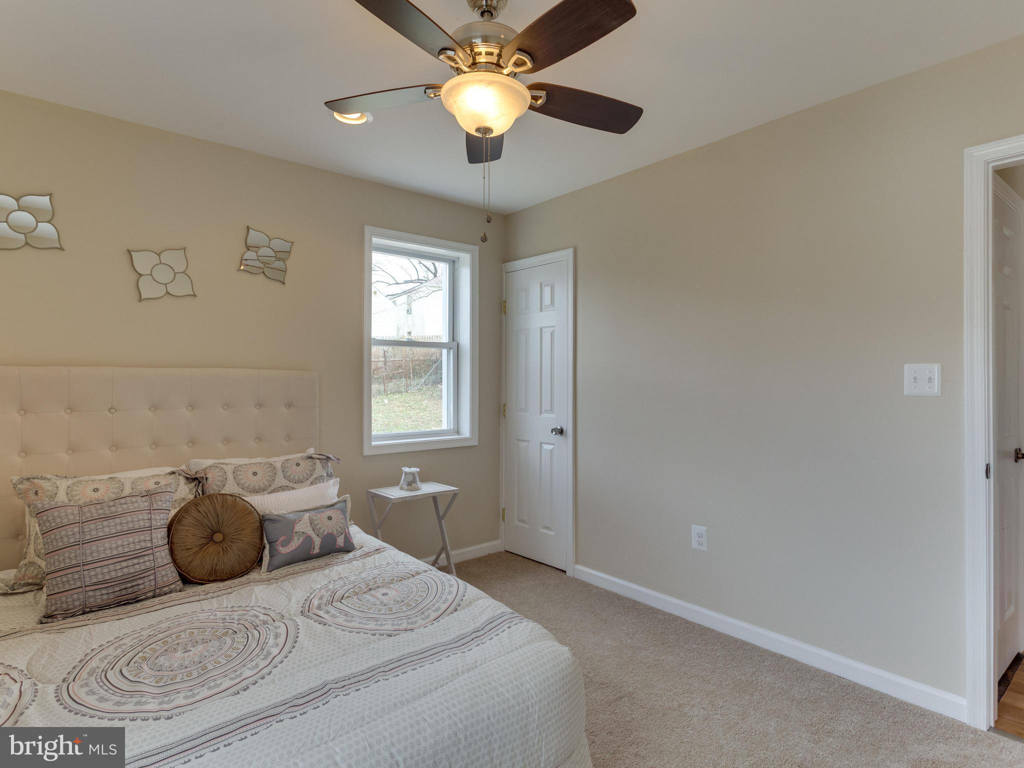 CHAPEL OAKS - Residential
