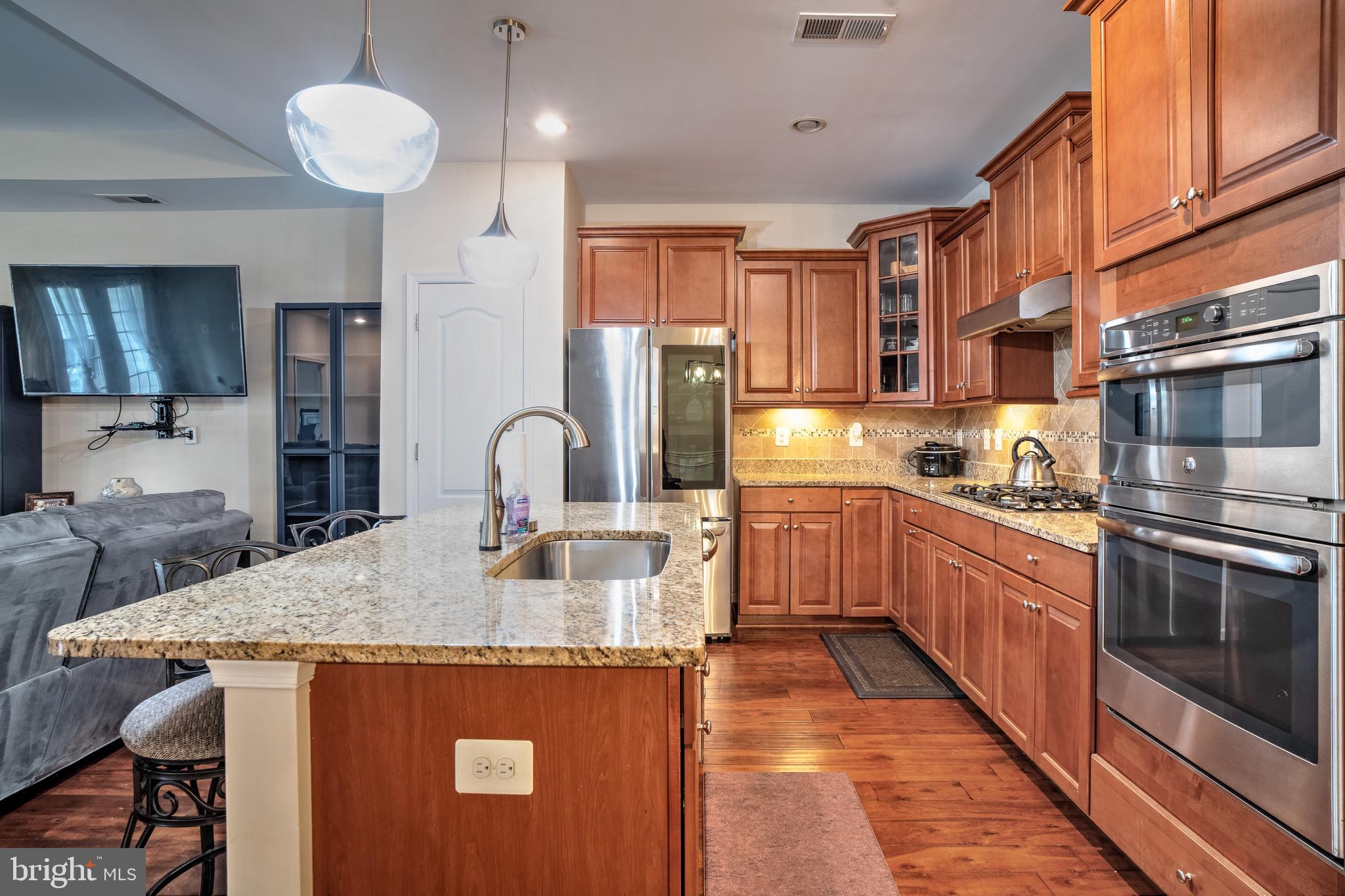 VIRGINIA HERITAGE AT LEE'S PARK - Residential