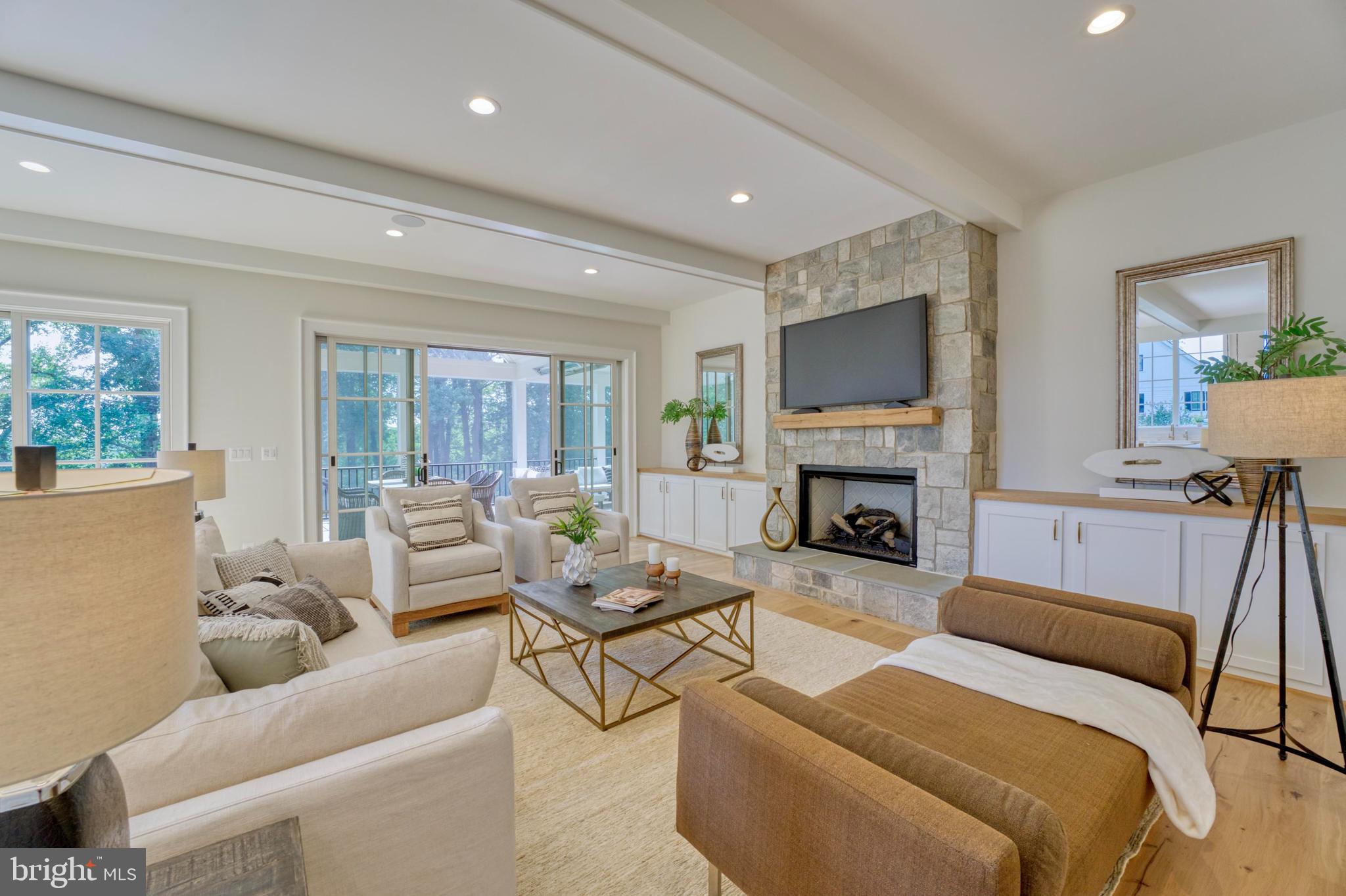 FRANKLIN PARK - Residential