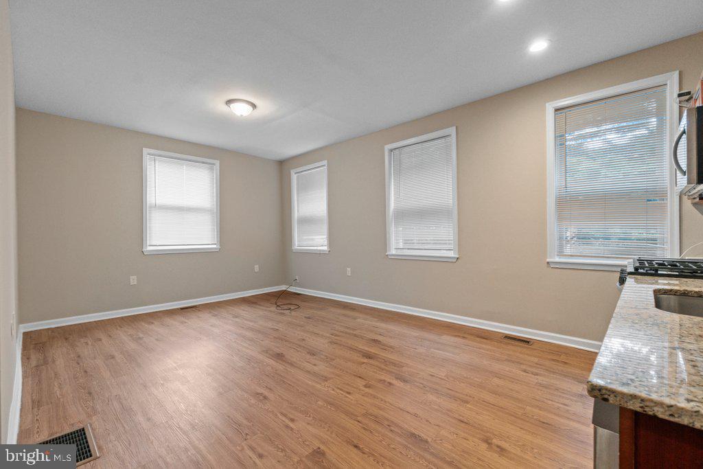 RESERVOIR HILL - Residential Income