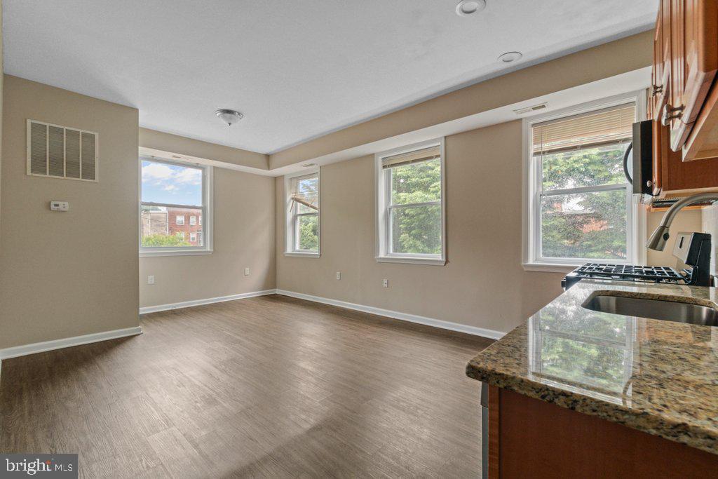 RESERVOIR HILL - Residential Income