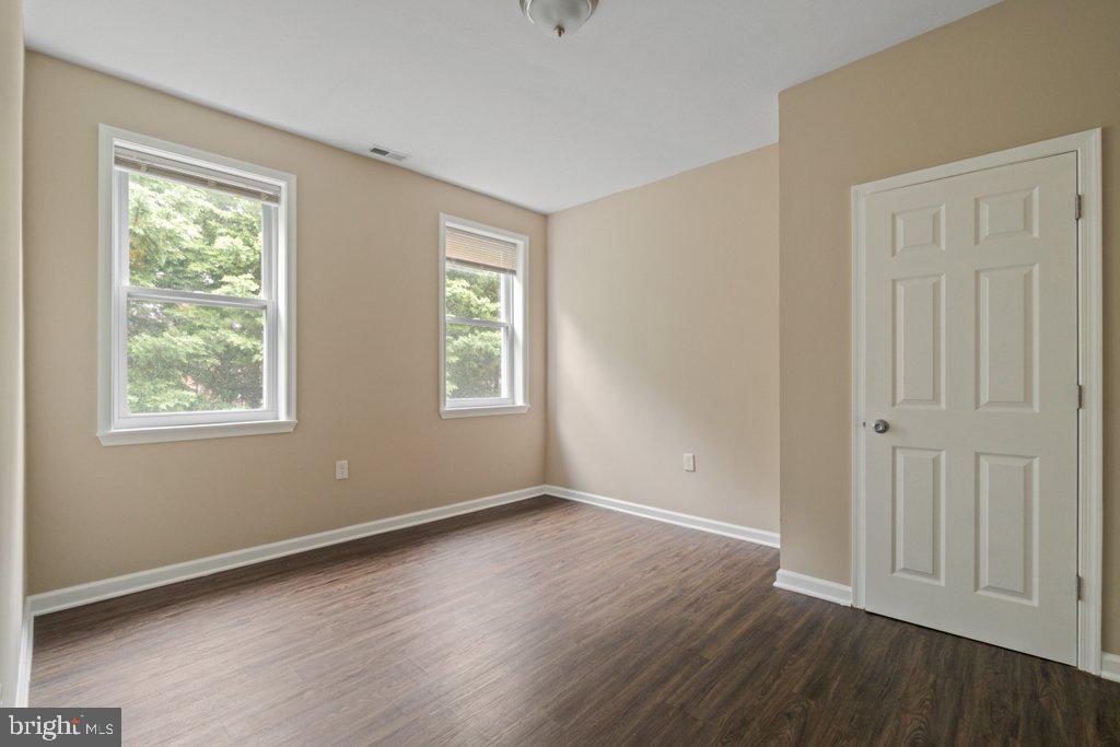 RESERVOIR HILL - Residential Income