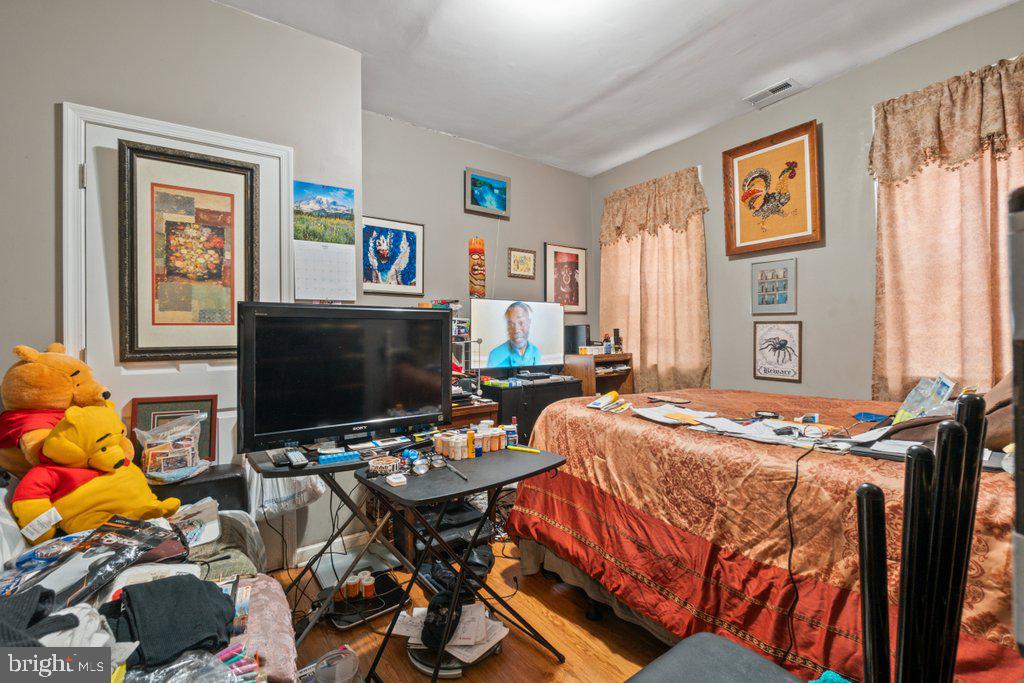 RESERVOIR HILL - Residential Income