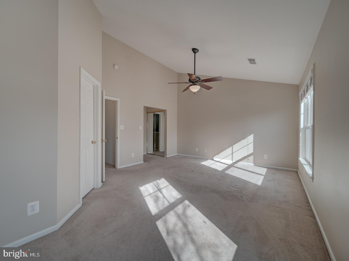 SIGNATURE AT BROADLANDS - Residential