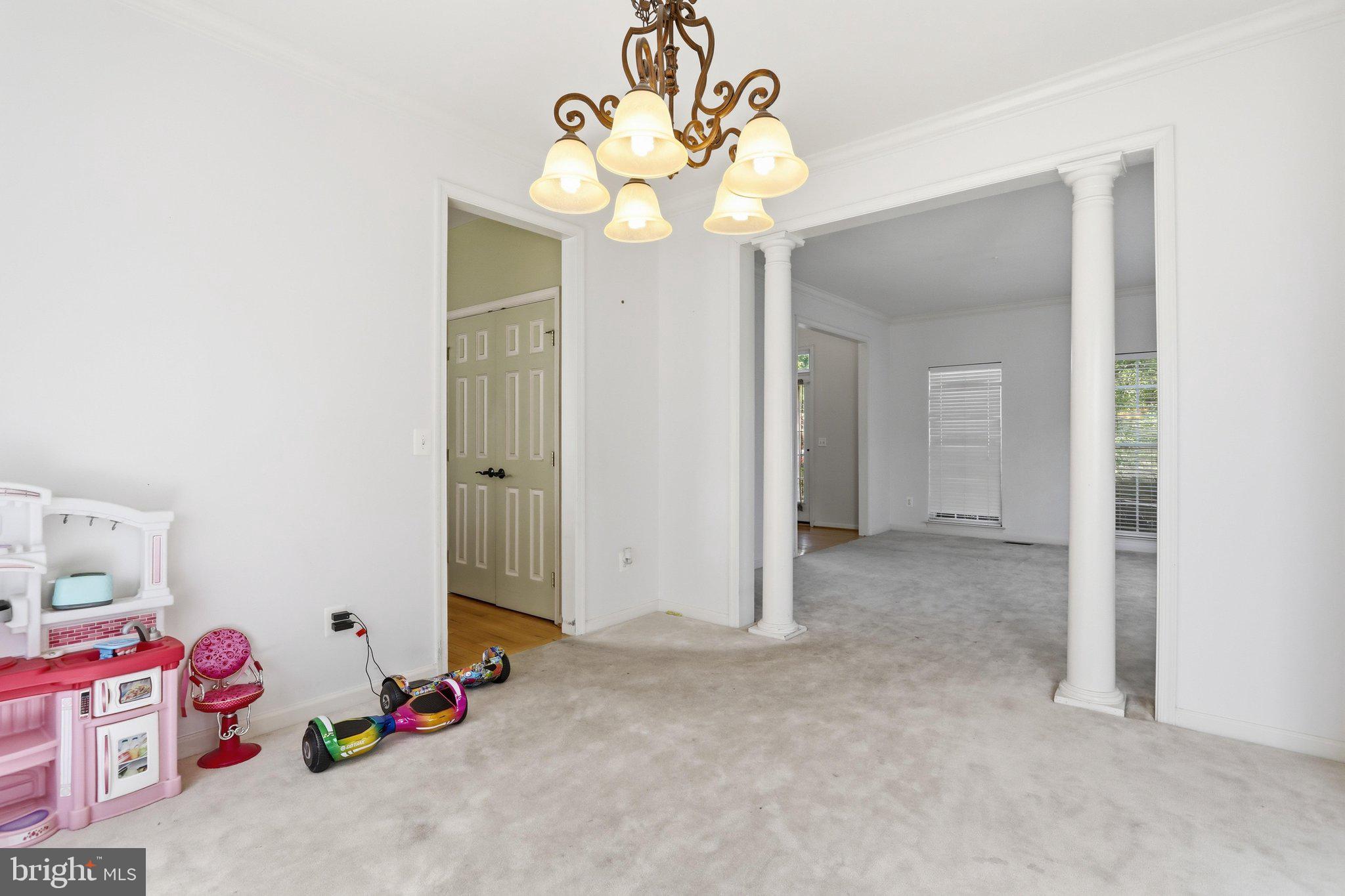 LOCUST HILL - Residential