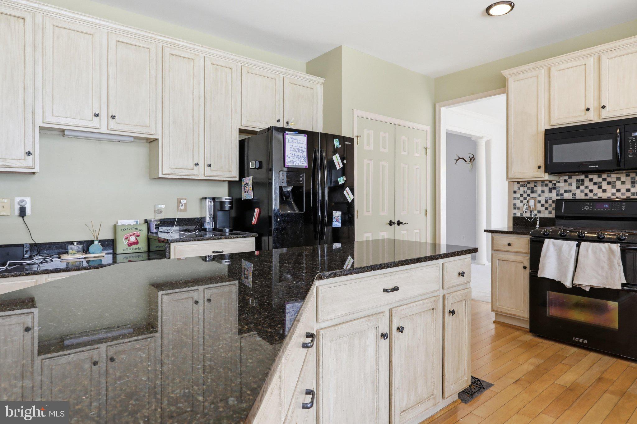 LOCUST HILL - Residential