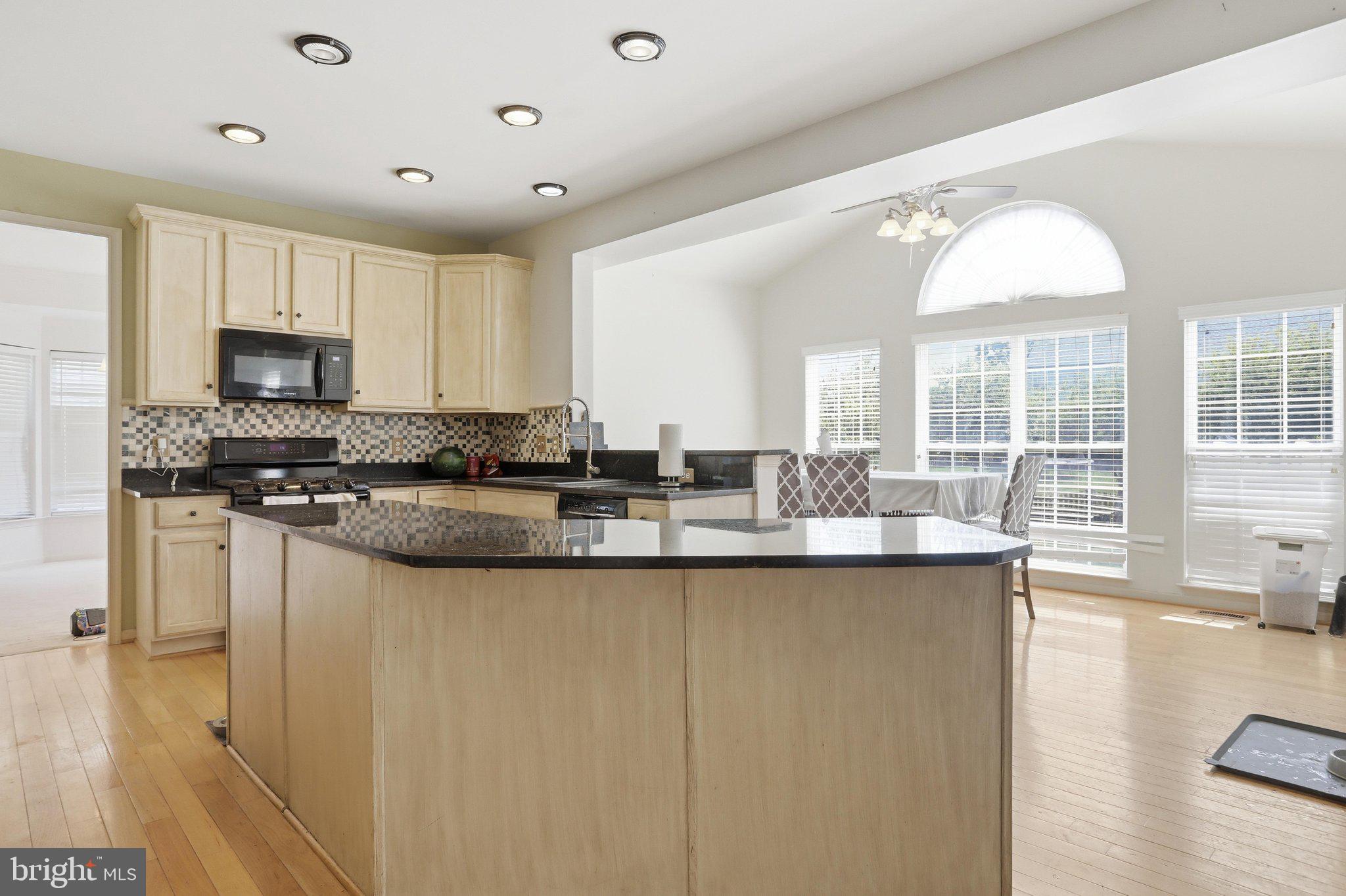 LOCUST HILL - Residential
