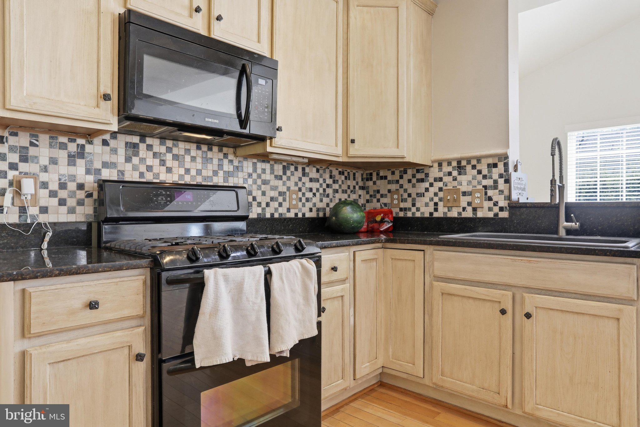 LOCUST HILL - Residential