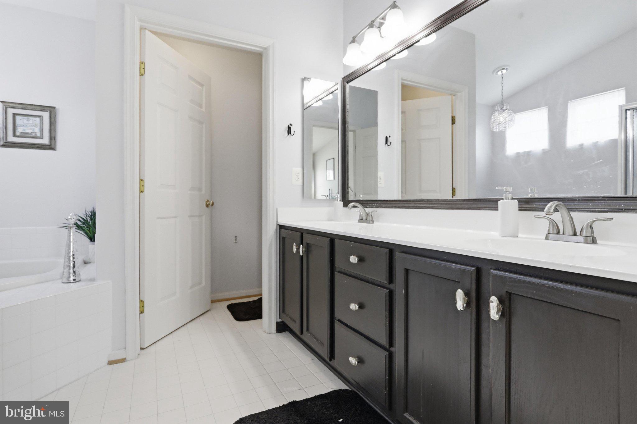 LOCUST HILL - Residential