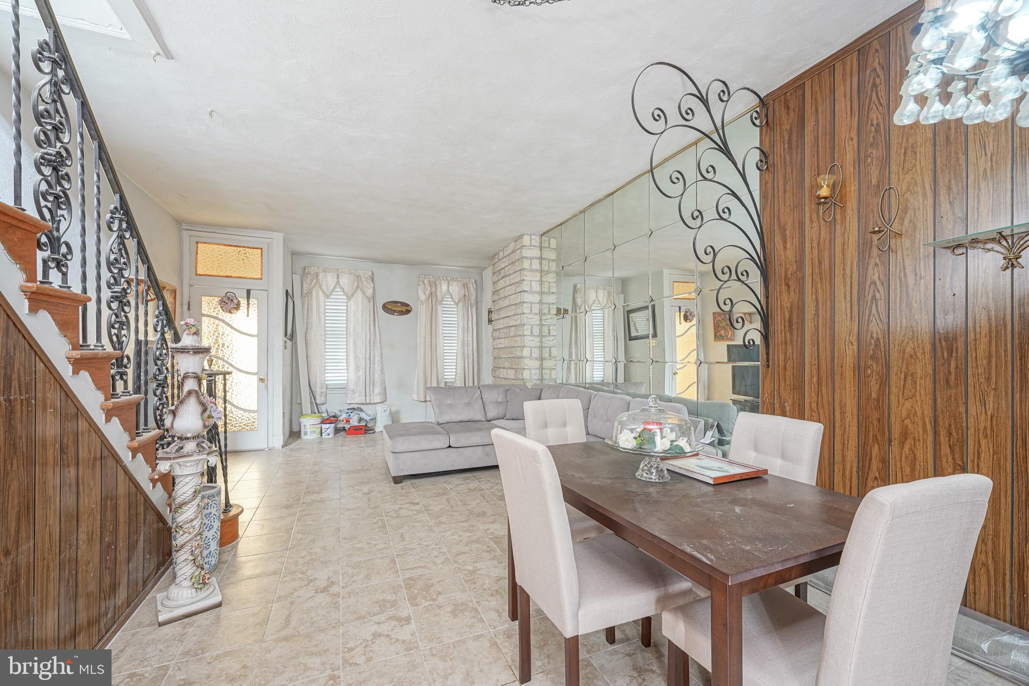 LOWER MOYAMENSING - Residential