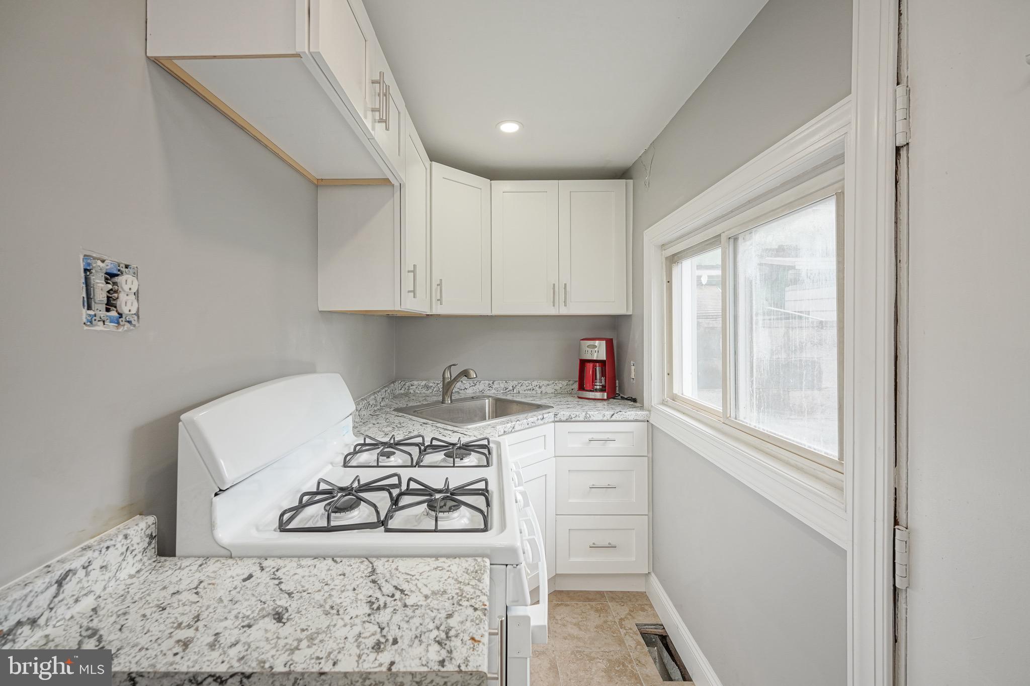LOWER MOYAMENSING - Residential